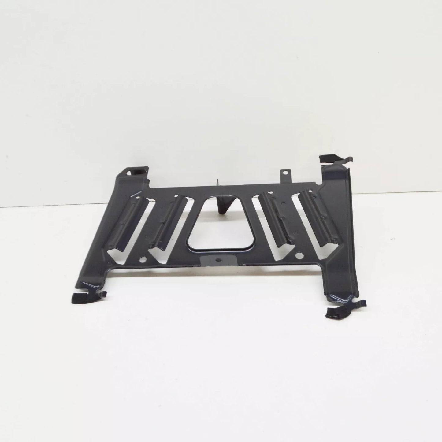 NEW BMW 3 F30, F80 AUDIO AMPLIFIER BRACKET 65159235506 9235506 ORIGINAL