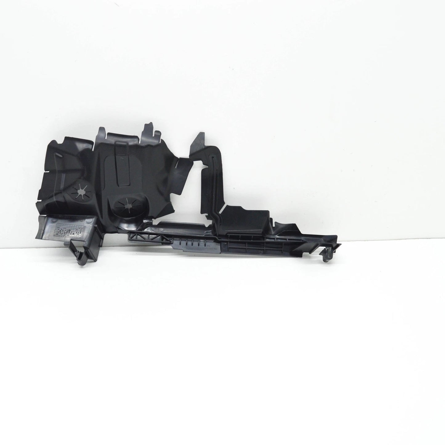 NEW VOLKSWAGEN JETTA MK7 A7 RIGHT RADIATOR AIR GUIDE 17A121284K ORIGINAL