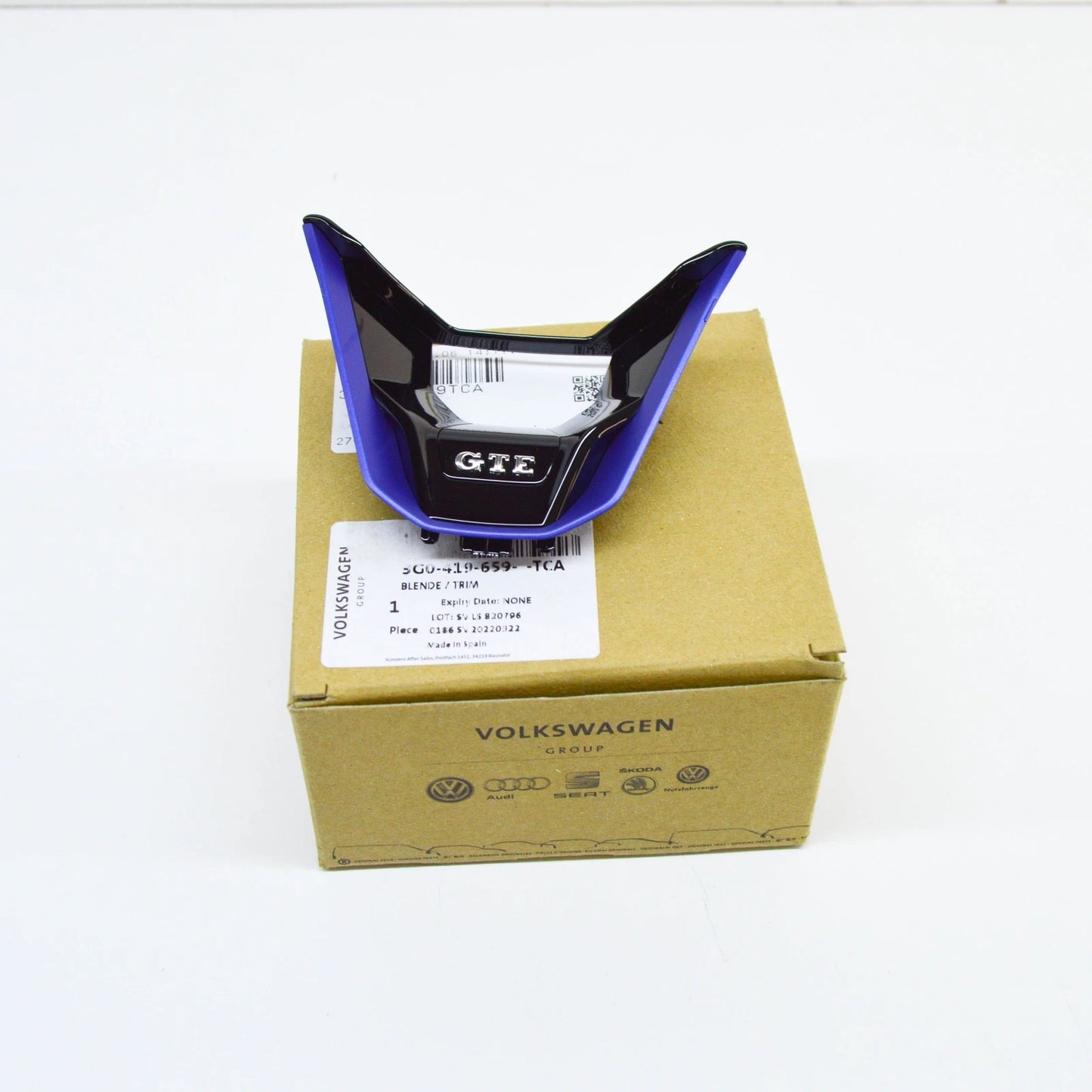 NEW VOLKSWAGEN PASSAT B8 STEERING WHEEL COVER TRIM 3G0419659TCA