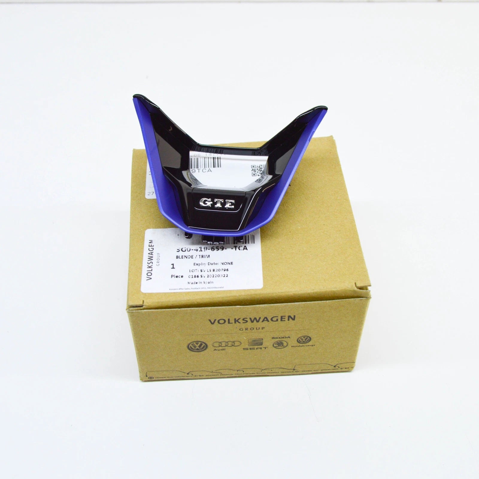 NEW VOLKSWAGEN PASSAT B8 STEERING WHEEL COVER TRIM 3G0419659TCA