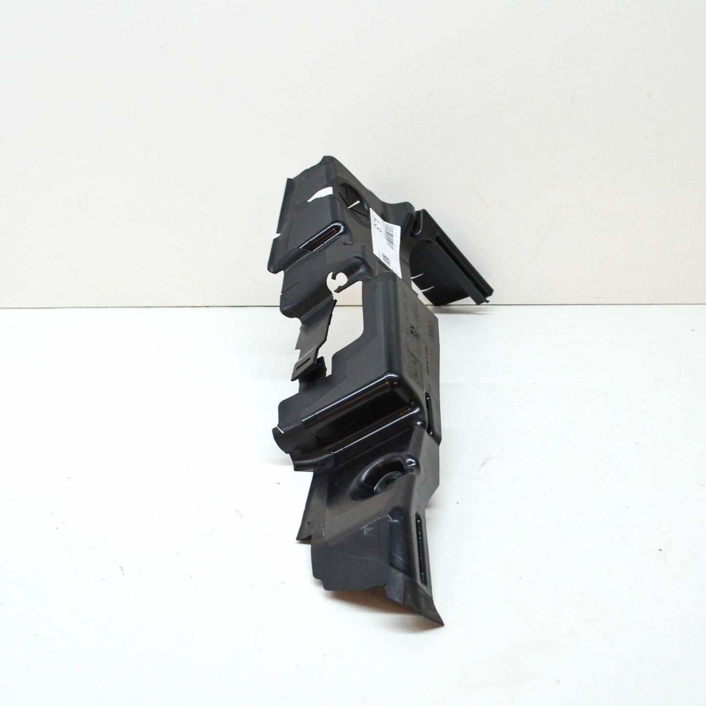 NEW AUDI Q2 GA LEFT SIDE RADIATOR AIR GUIDE 81A121283J ORIGINAL