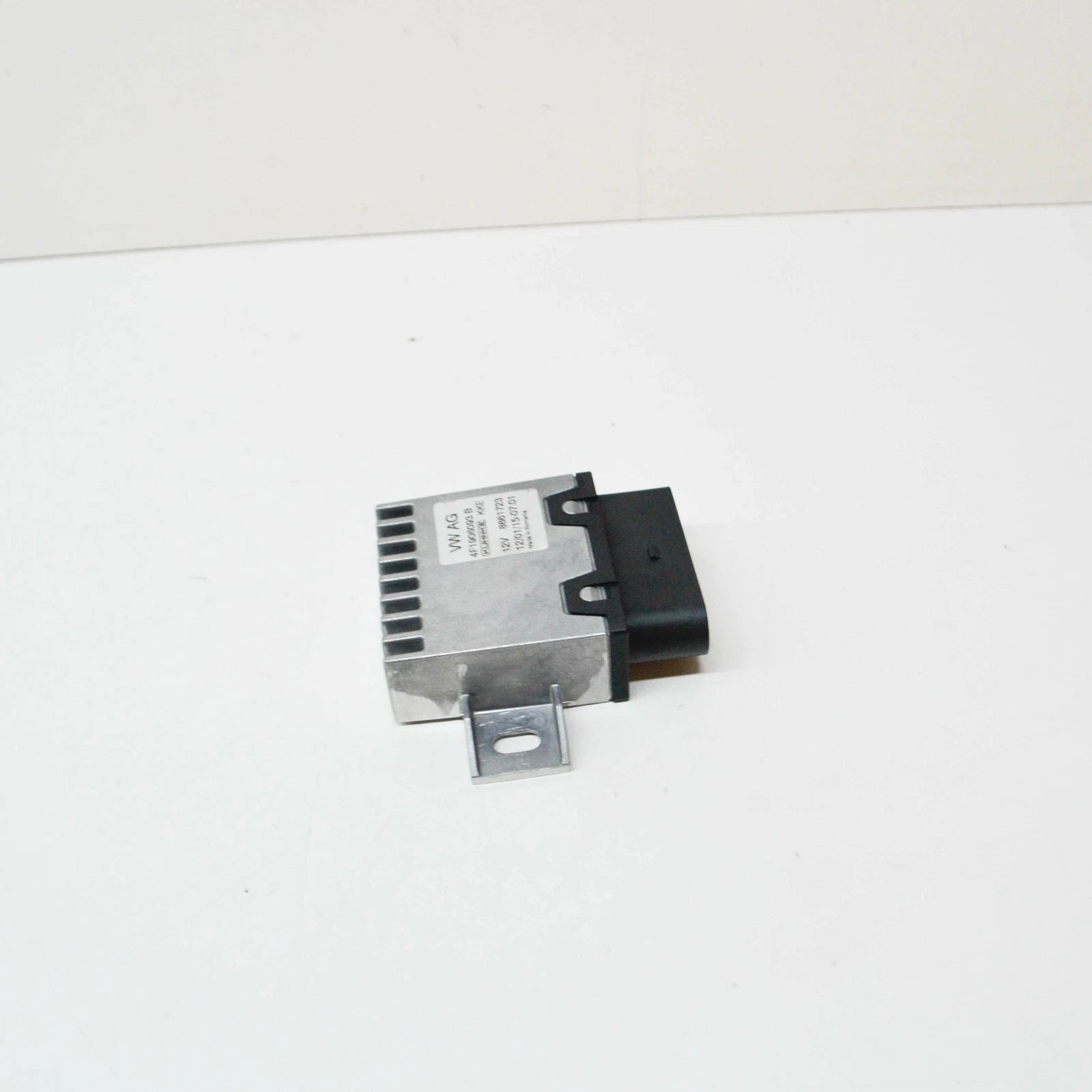 NEW AUDI Q7 4L FUEL PUMP CONTROL UNIT 4F1906093B ORIGINAL