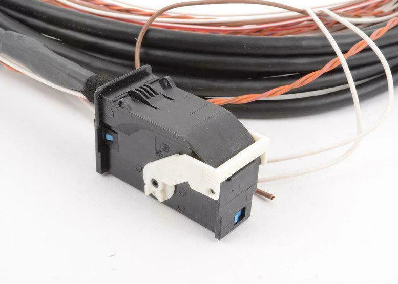 NEW VW CC 358 REVERSING CAMERA SYSTEM ADAPTER CABLE LOOM 7N1971327 ORIGINAL