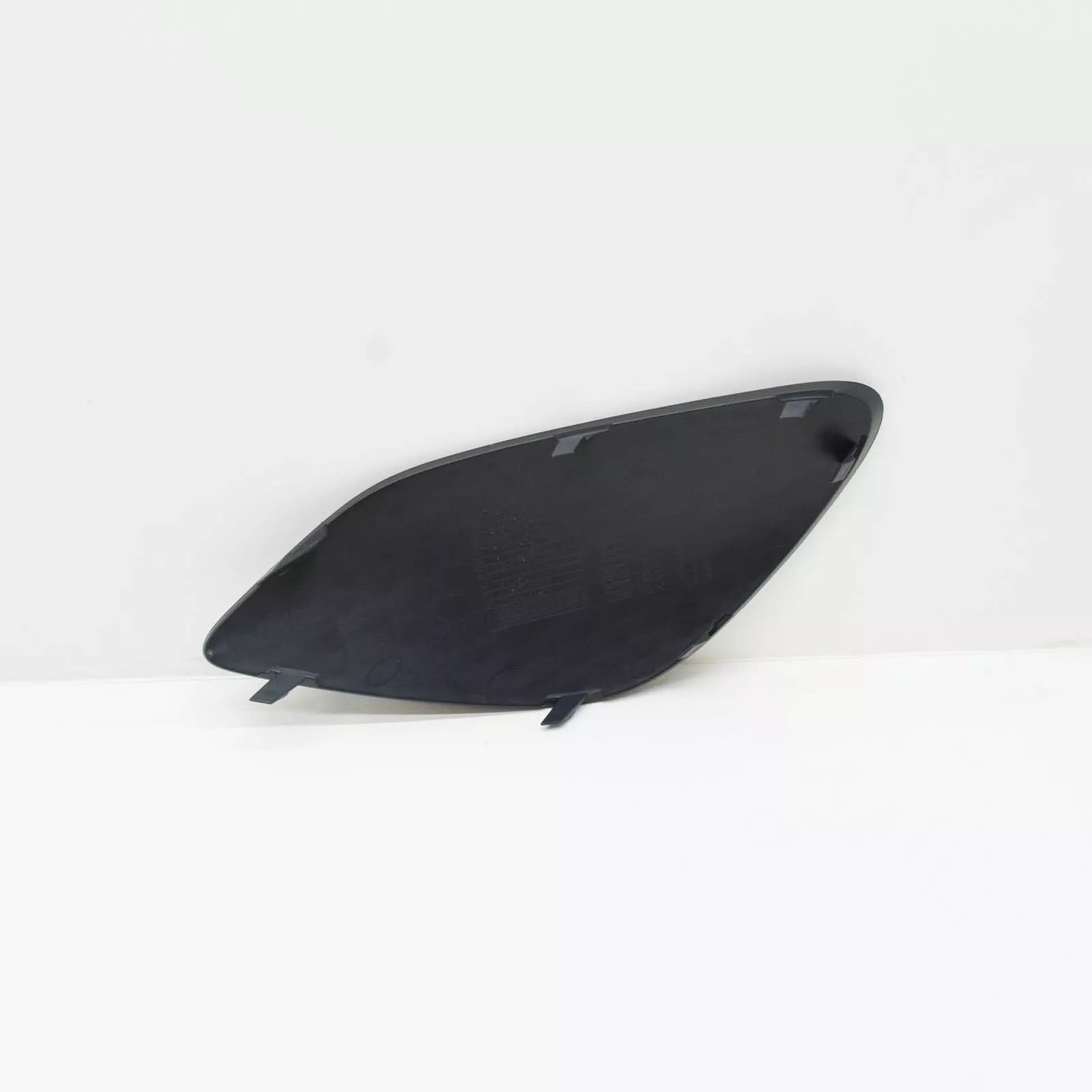 NEW MB CLA C117 FRONT BUMPER FOG LIGHT GRILLE RIGHT A1188856700 ORIGINAL