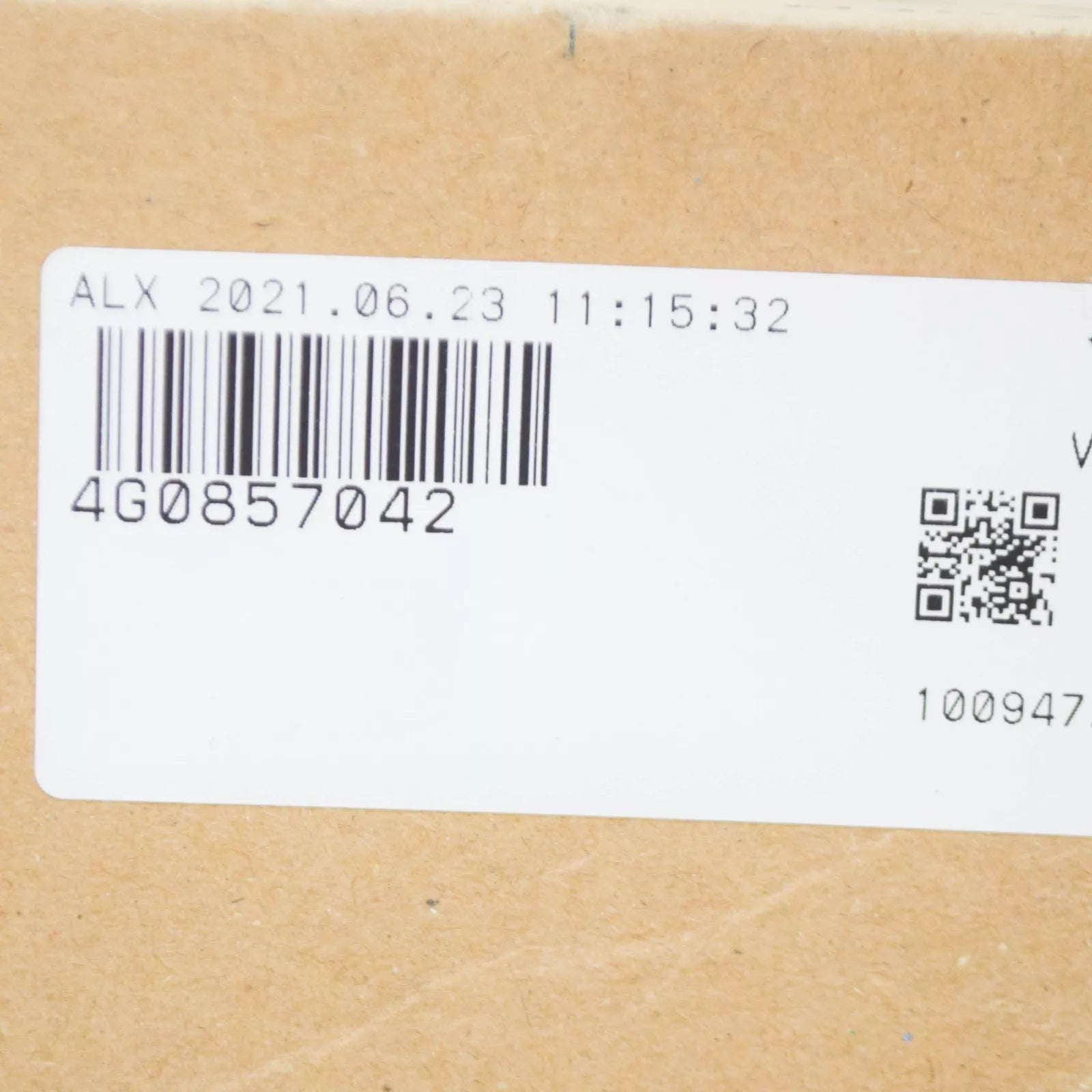 NEW AUDI A6 C7 AIR DUCT CHANNEL CENTER CONNECTING PIECE 4G0857042 ORIGINAL