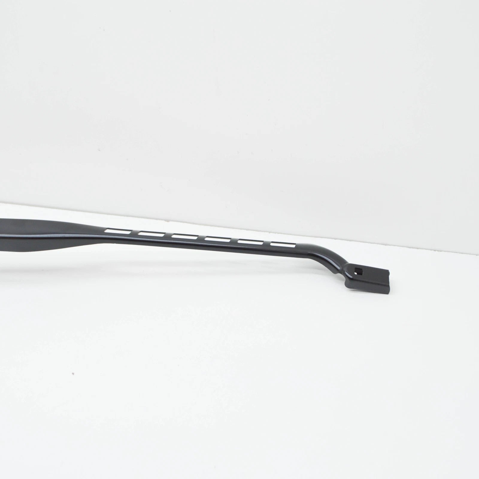 NEW MERCEDES-BENZ GL-CLASS X166 FRONT RIGHT WIPER ARM A1668200944 2015 ORIGINAL