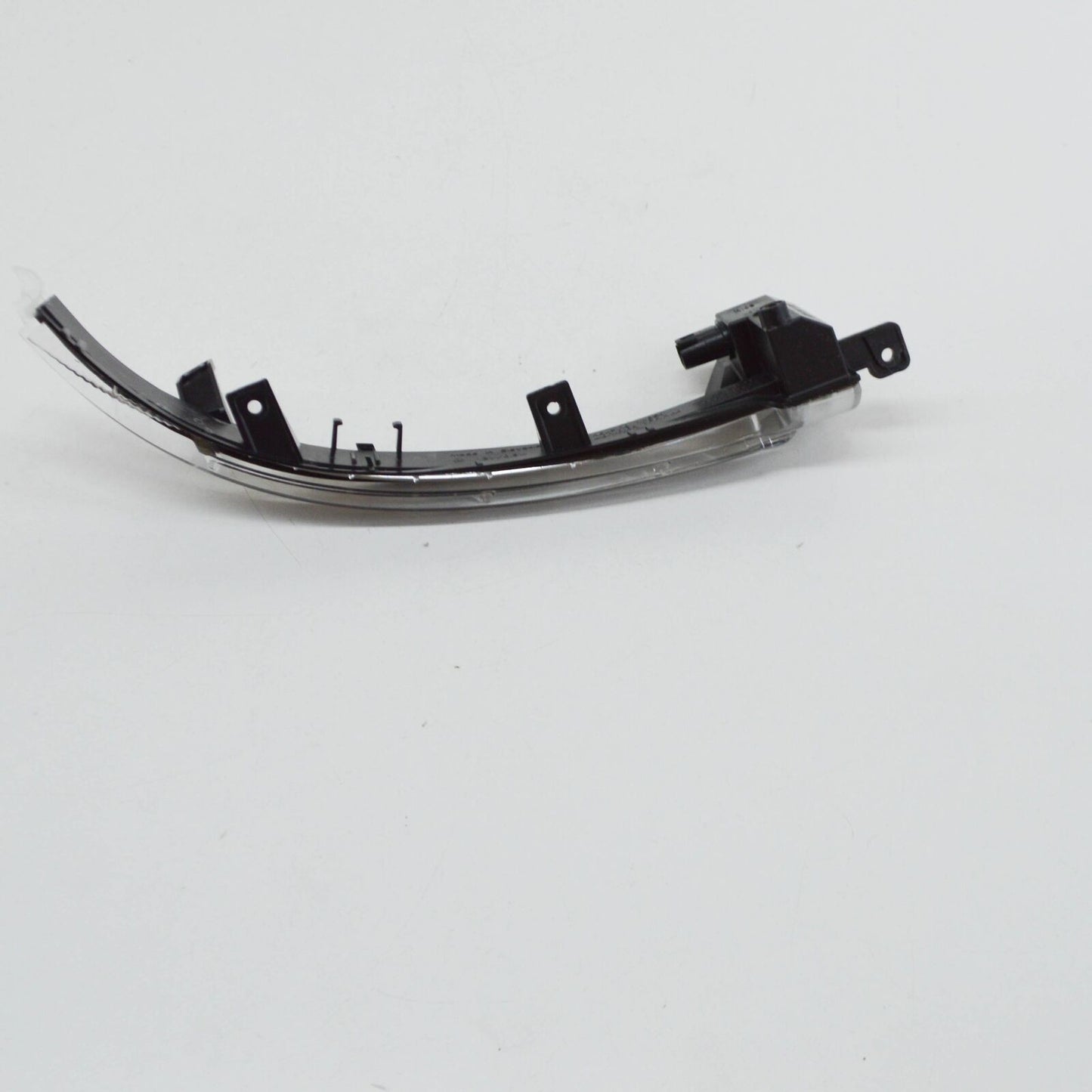 NEW VW TOUAREG 7P FRONT LEFT MIRROR TURN SIGNAL INDICATOR 7P6949101 ORIGINAL