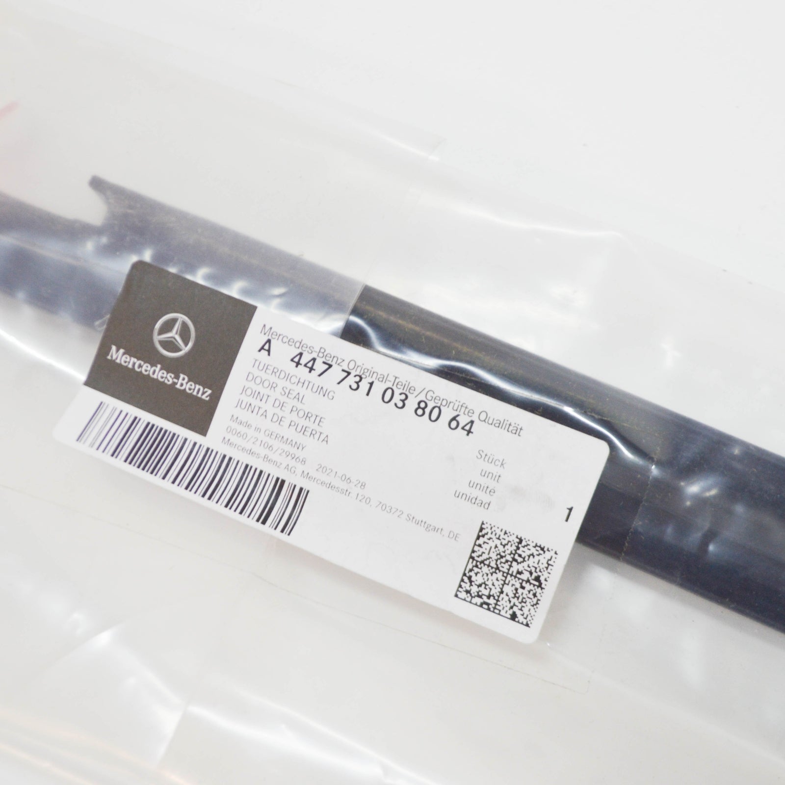 new mercedes-benz vito w447 center right side door seal a4477310380 original