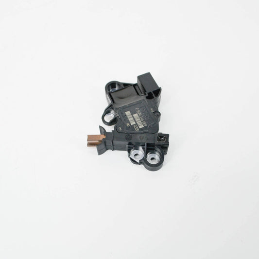 NEW BMW 6 E64 ALTERNATOR VOLTAGE REGULATOR 12317561939 7561939 ORIGINAL