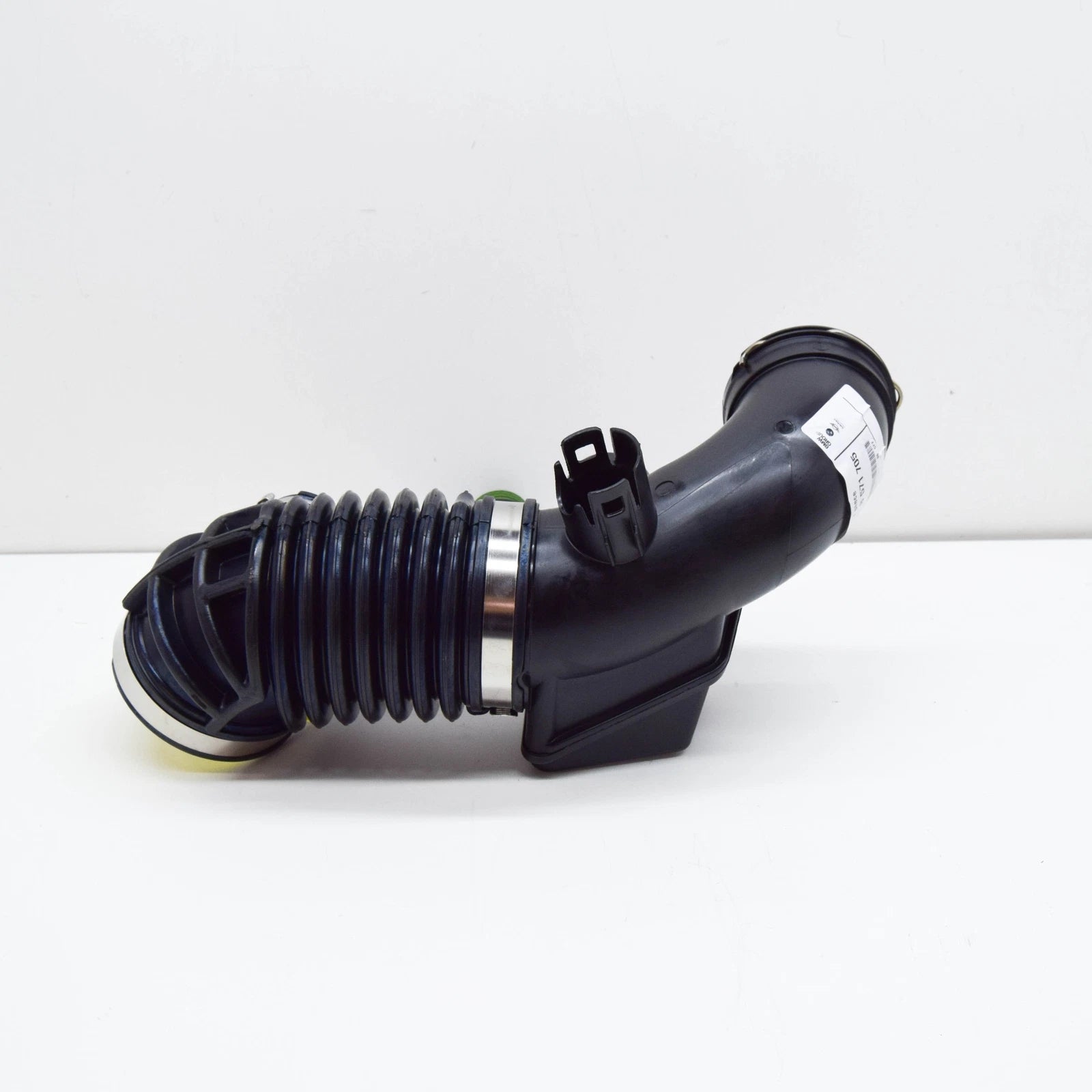 NEW BMW X4 G02 FILTERED AIR PIPE 13718571705 ORIGINAL