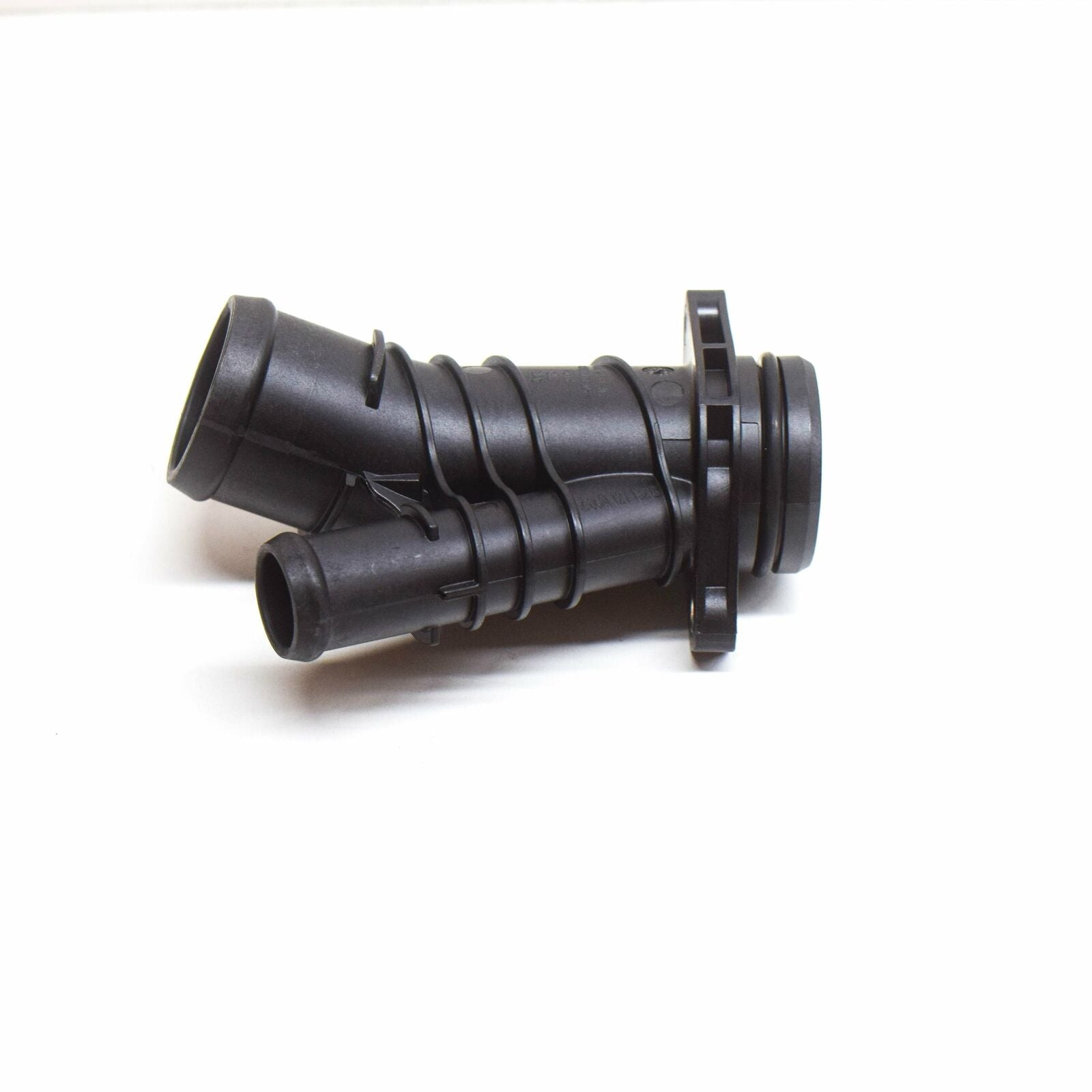 NEW AUDI A6 C8 COOLANT SYSTEM CONNECTION ADAPTER 06M121132B ORIGINAL