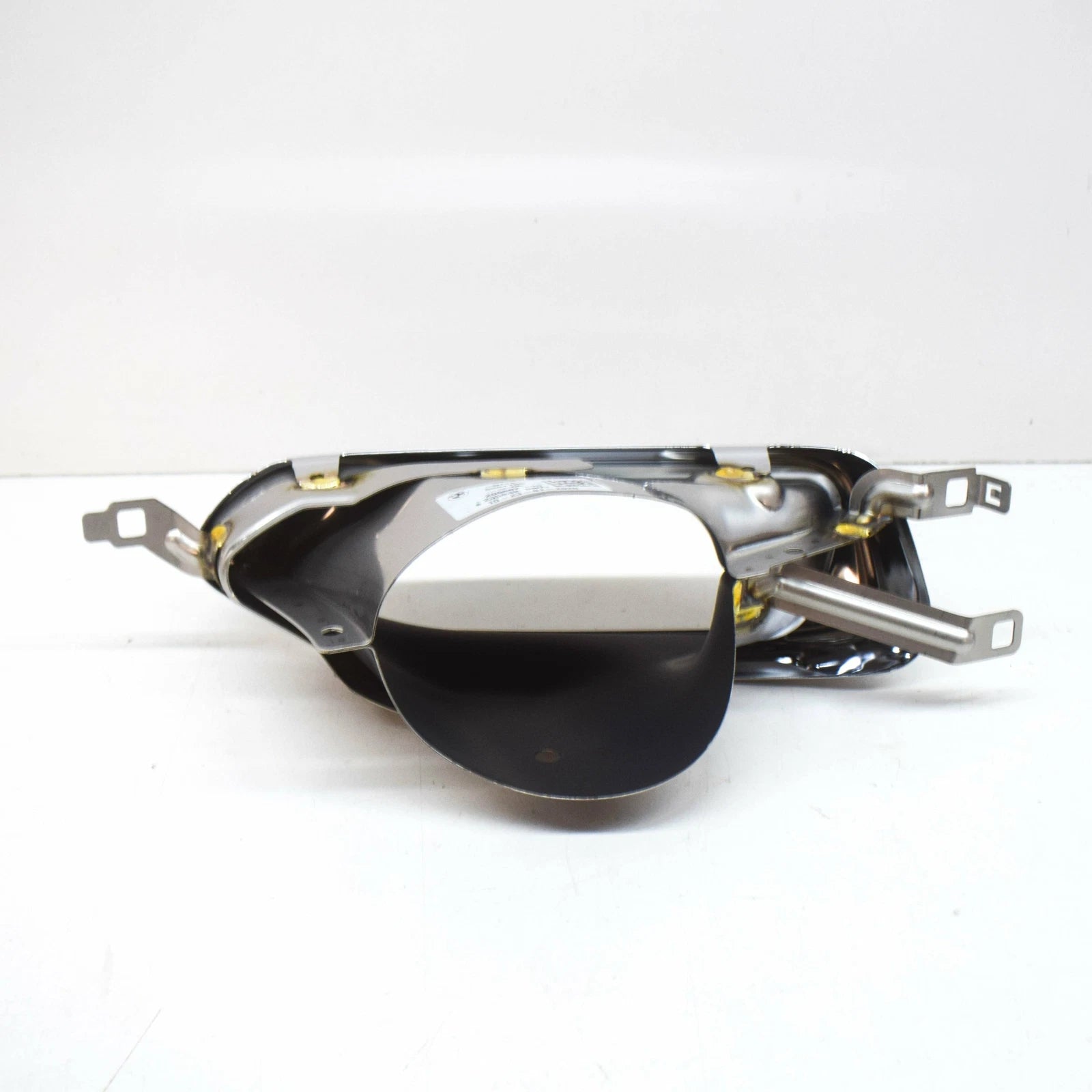 NEW BMW 7 G11 G12 REAR M LEFT EXHAUST COVERING 51128061185 ORIGINAL