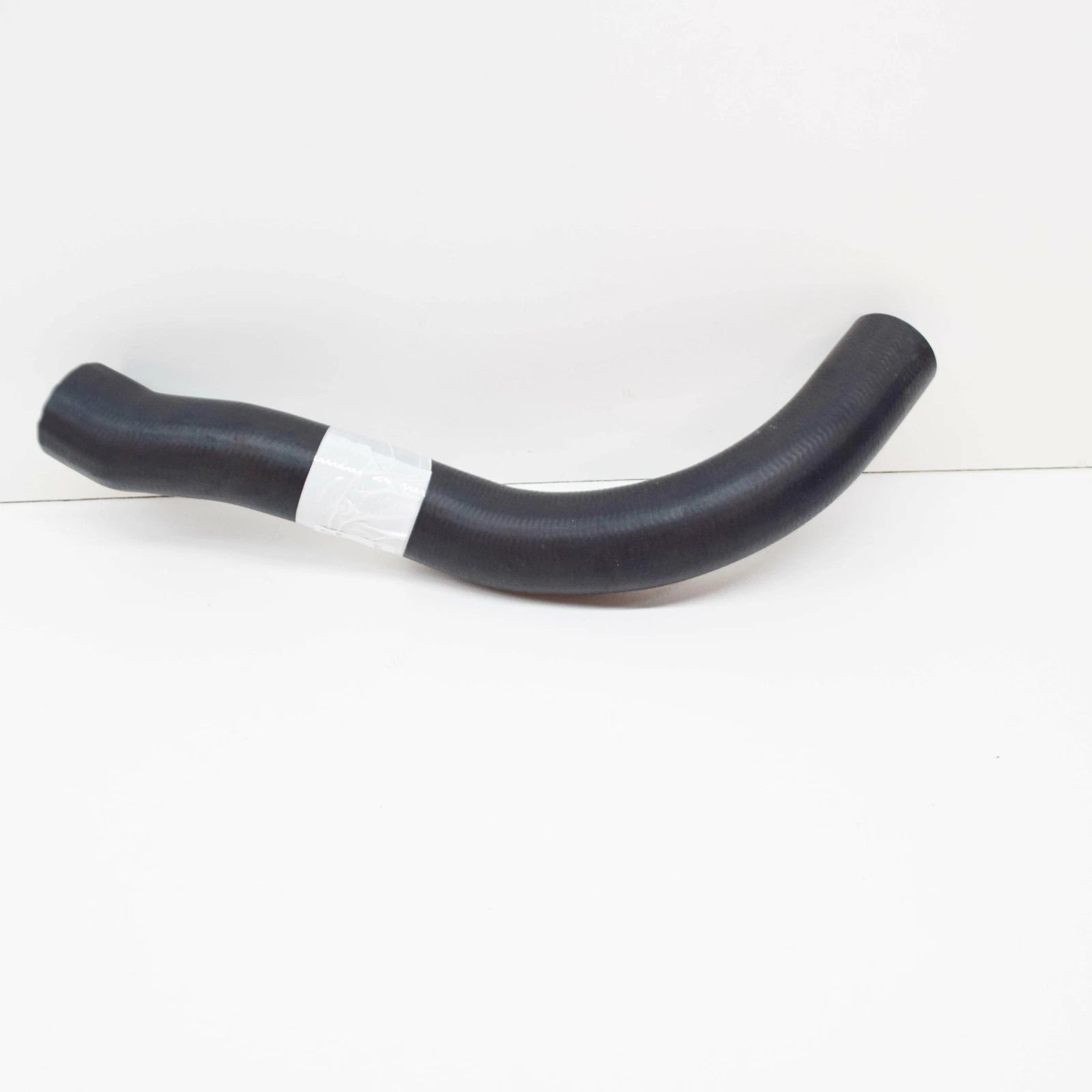 NEW MERCEDES-BENZ SL R107 RADIATOR BOTTOM HOSE A1075010082 ORIGINAL