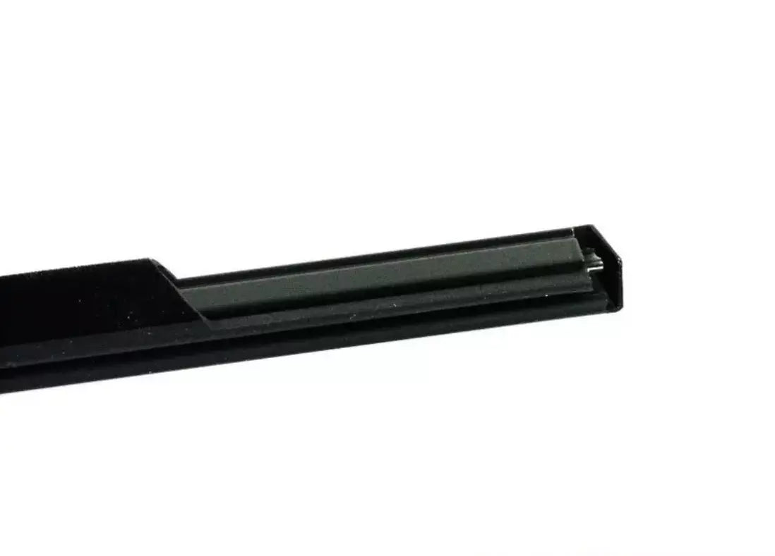 NEW BMW 5 E60 REAR LEFT EXTERIOR CHANNEL COVER 51227135163 7135163 ORIGINAL