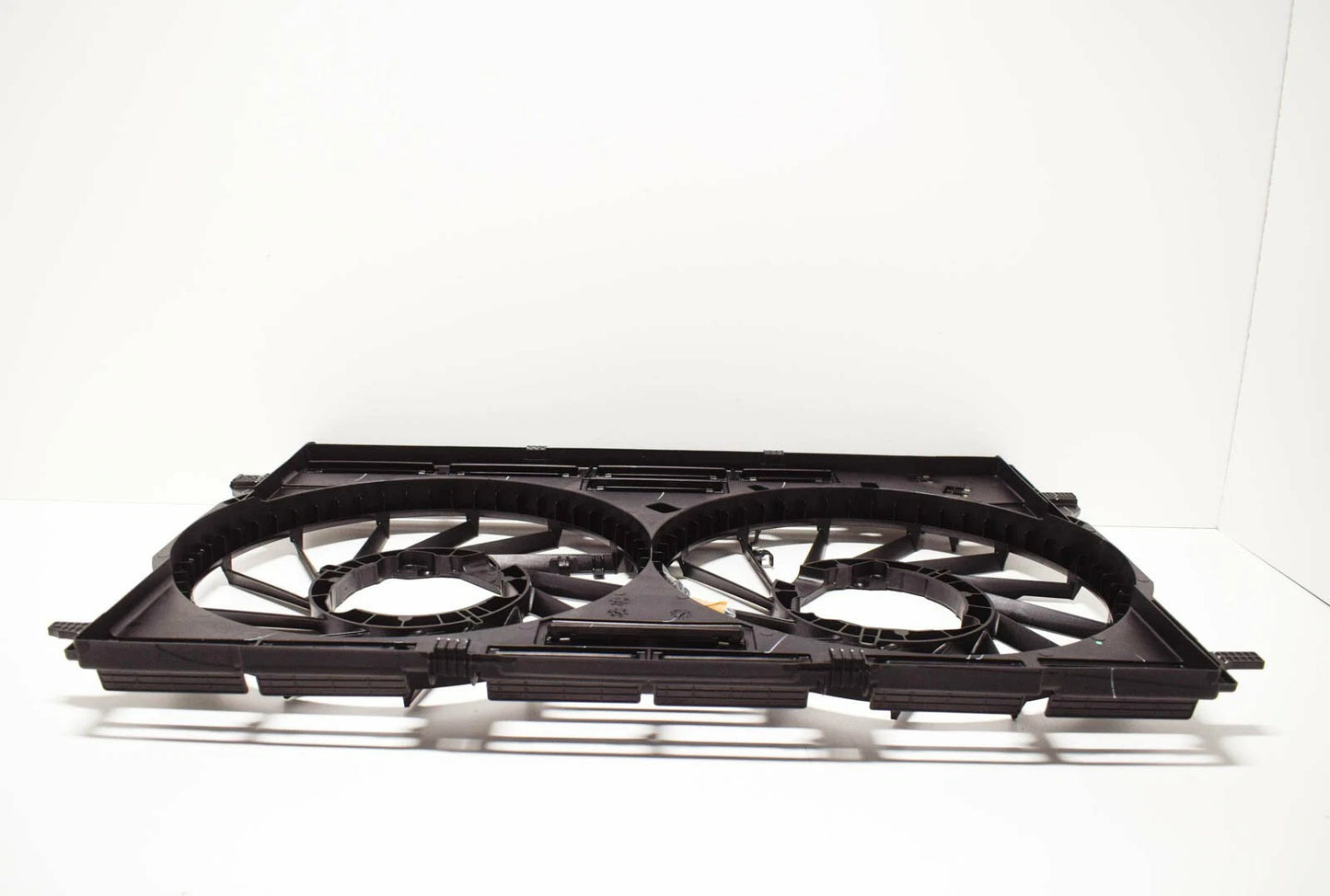 NEW AUDI Q5 FY ENGINE COOLING FAN RADIATOR SHROUD 80A121207A ORIGINAL