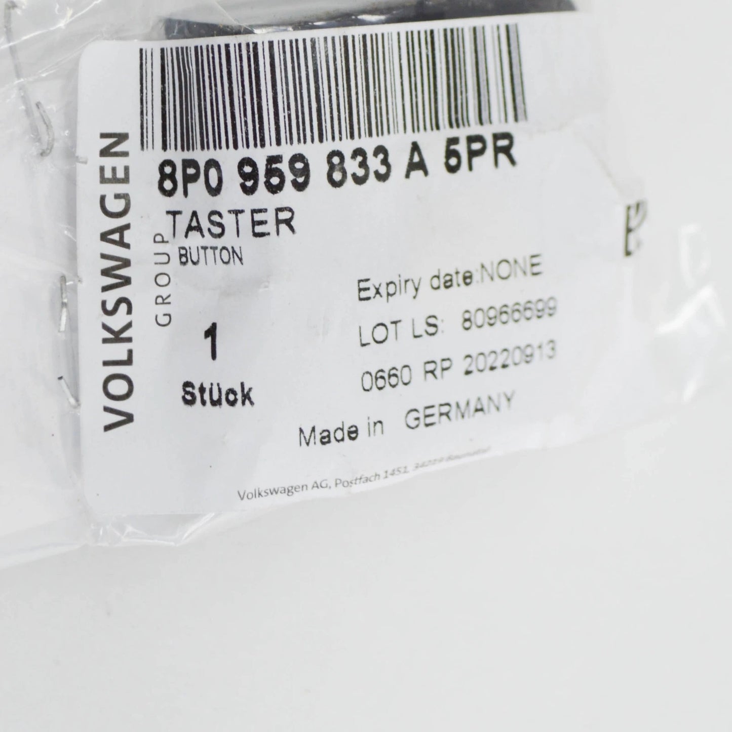 NEW AUDI A3 8P FUEL FLAP/REAR LID RELEASE SWITCH 8P0959833A5PR ORIGINAL