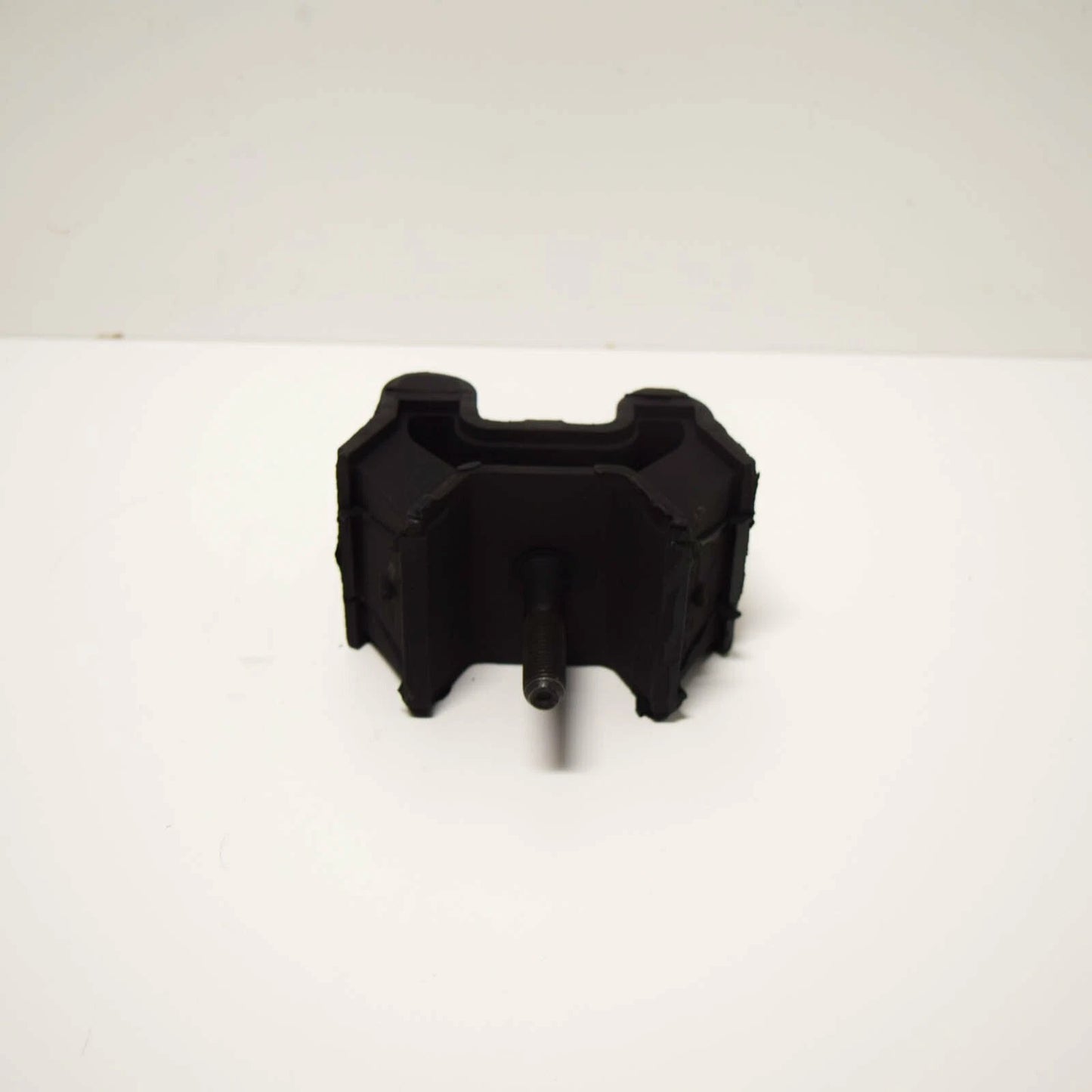 NEW MERCEDES-BENZ ML W163 ENGINE RUBBER MOUNTING A1632400217 ORIGINAL