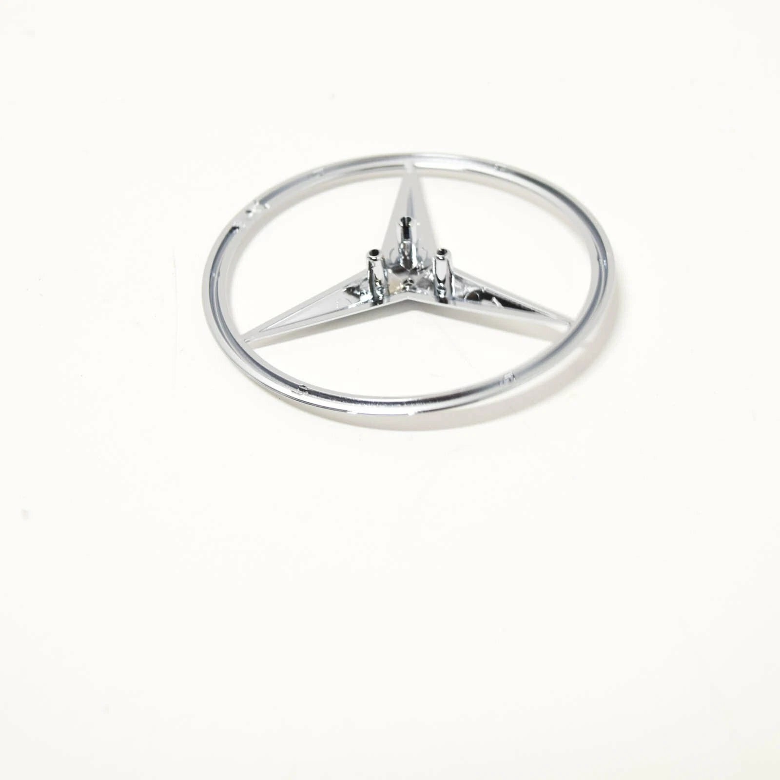 NEW MERCEDES-BENZ C-CLASS S204 TRUNK BOOT LID BADGE EMBLEM A2047580158