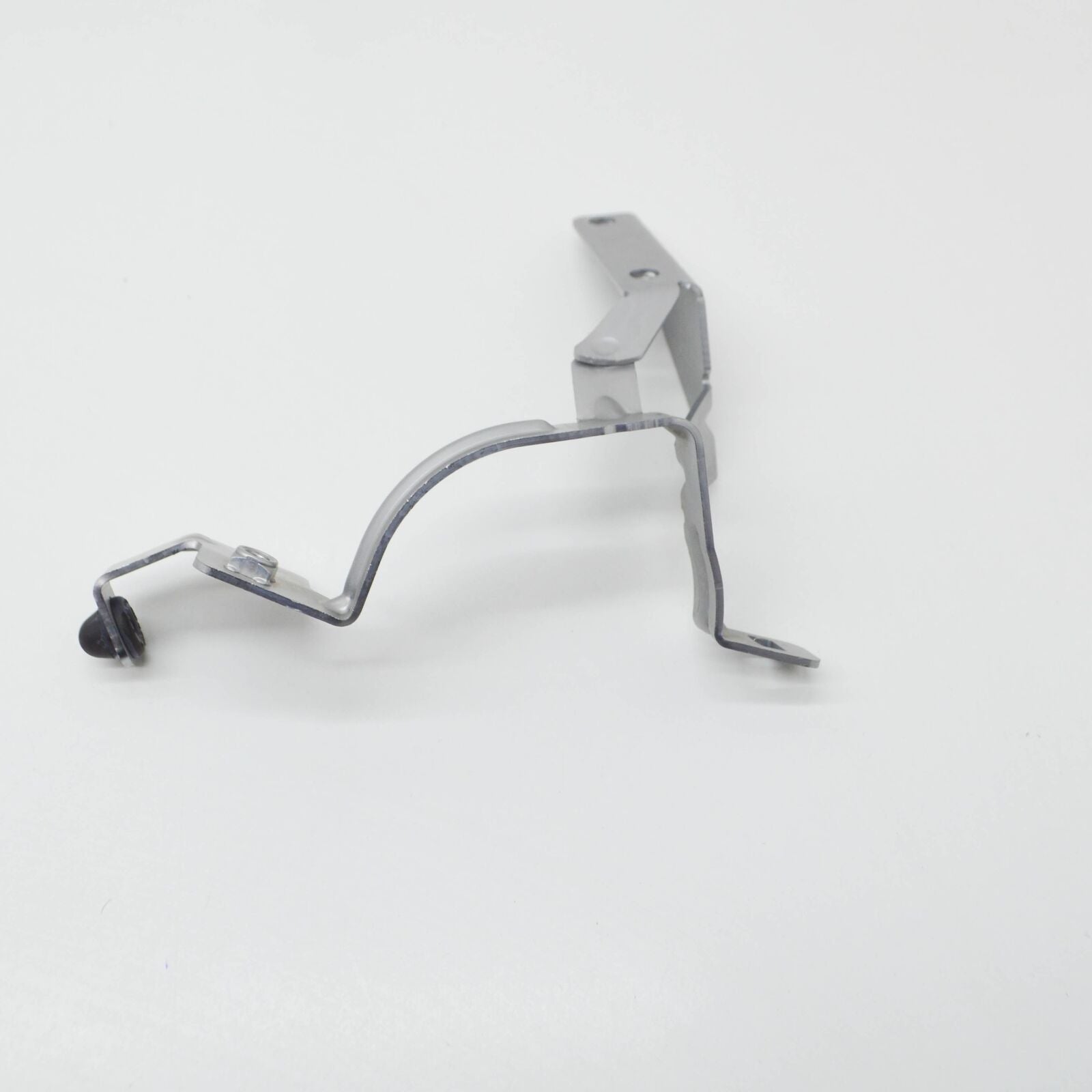 NEW MB C C205 BATTERY COOLING SYSTEM FRONT BRACKET A2055011420 ORIGINAL