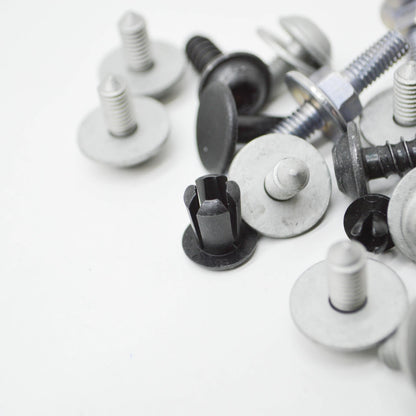 NEW AUDI A6 C8 FRONT WING MOUNT BOLTS SET 4K0098625 ORIGINAL