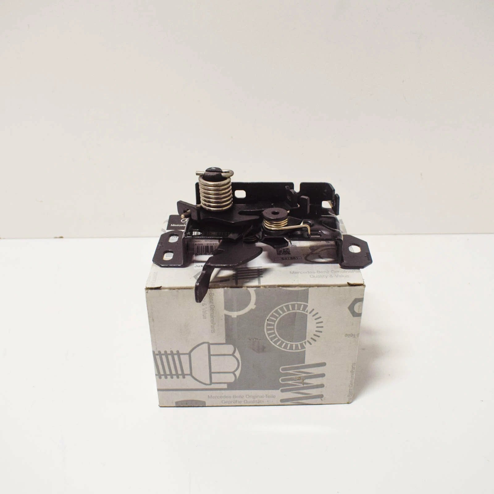 NEW MERCEDES-BENZ VITO W447 HOOD LOCK A4478800060 2016 ORIGINAL