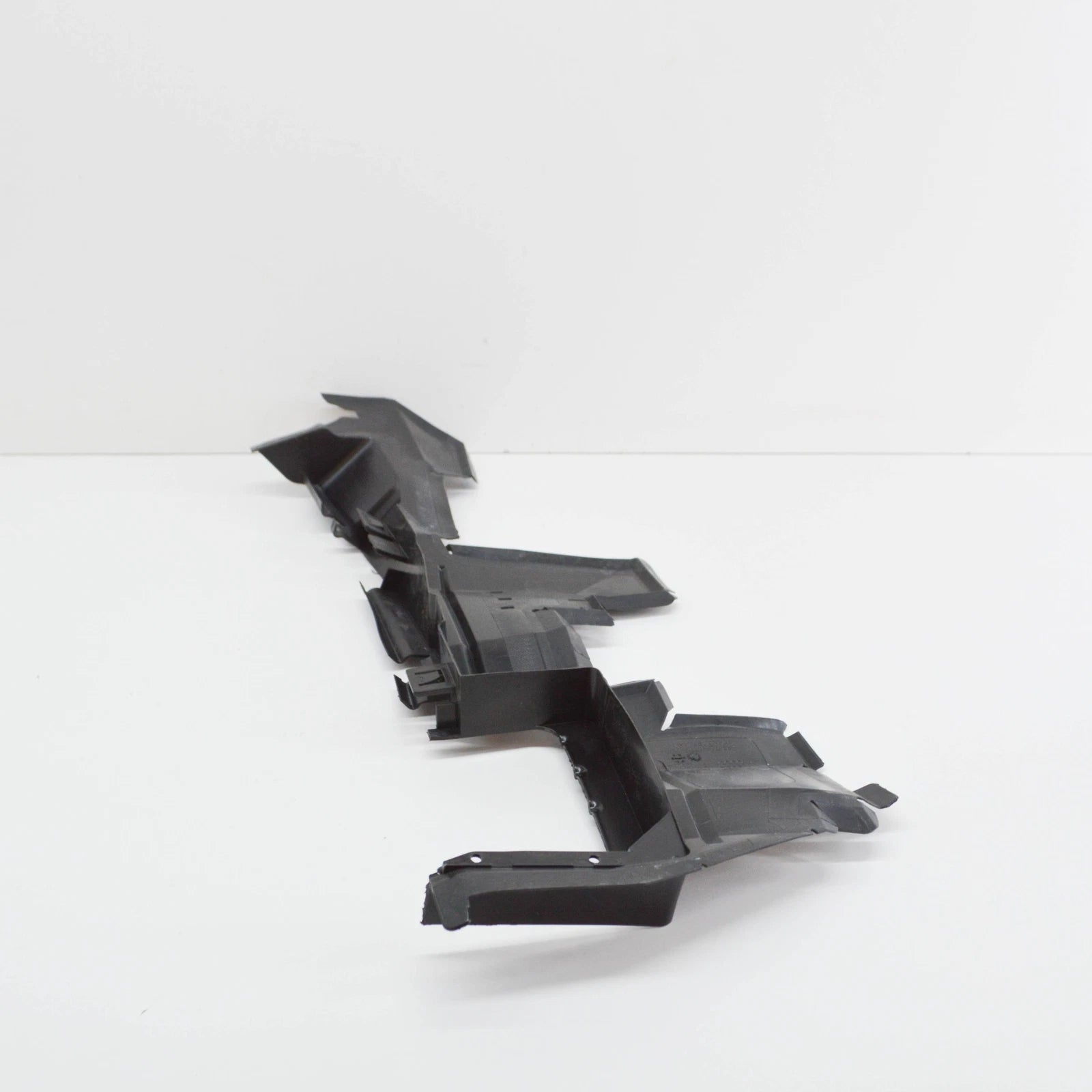 NEW AUDI Q5 8R RADIATOR RIGHT AIR GUIDE 8R0121284P ORIGINAL