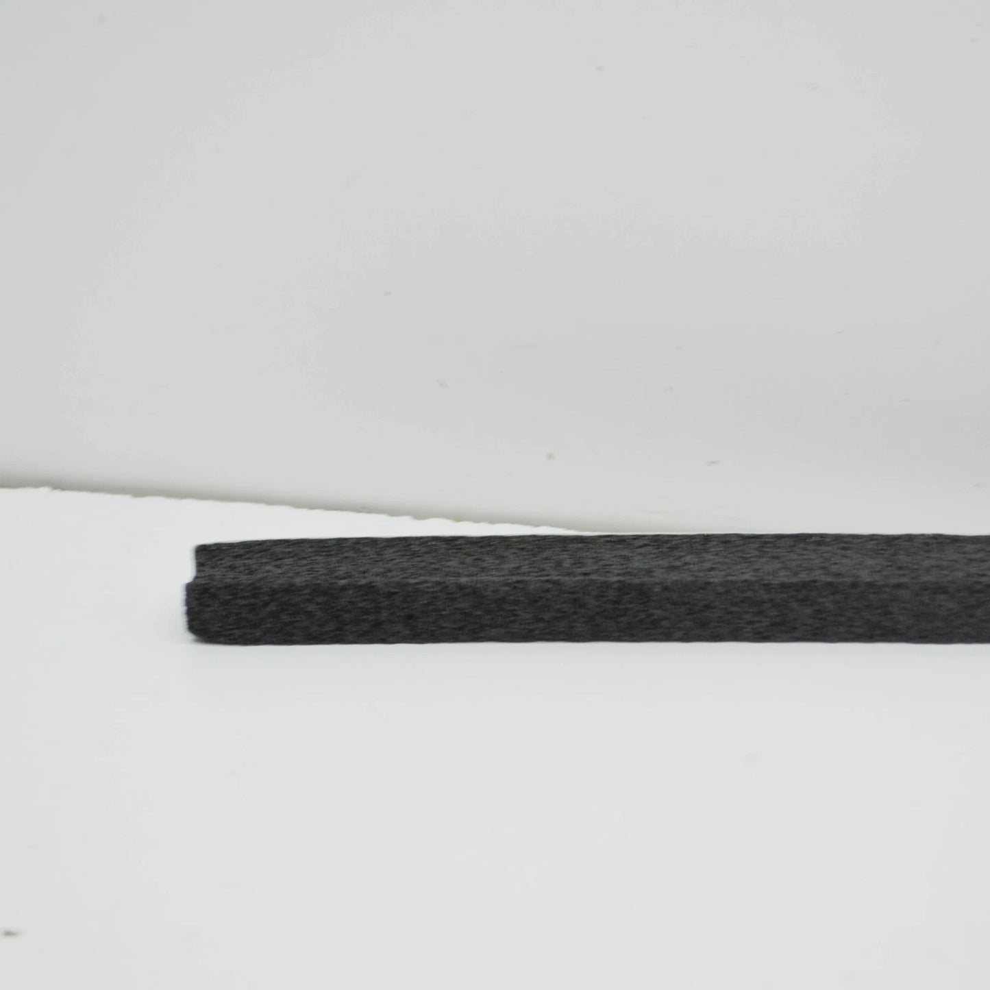 NEW BMW 7 G11 LOWER RADIATOR SEALING TRIM 17118577642 8577642 2016 ORIGINAL