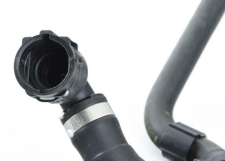 NEW AUDI Q7 4L ENGINE COOLANT HOSE 7L8121065Q ORIGINAL