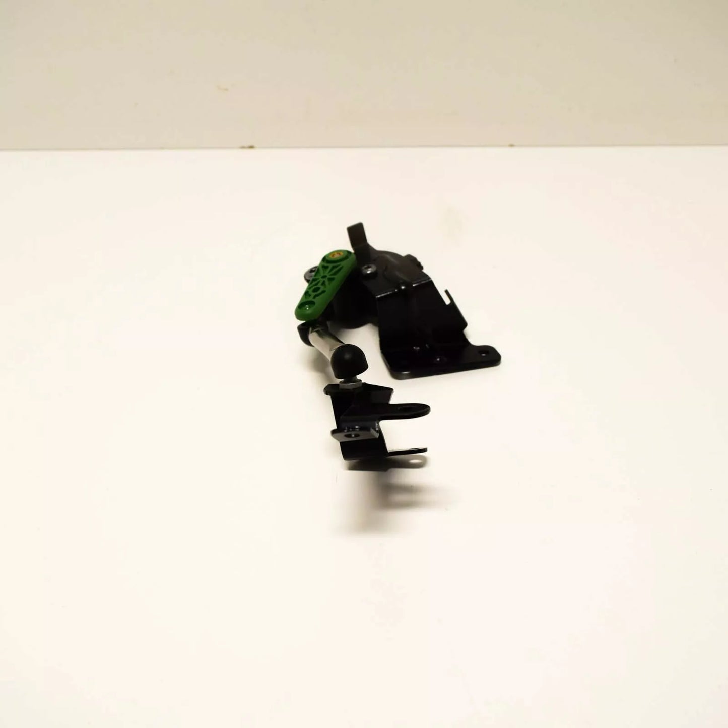 NEW VOLKSWAGEN PASSAT B6 3C REAR LEFT LEVEL SENSOR 3C0941307A ORIGINAL