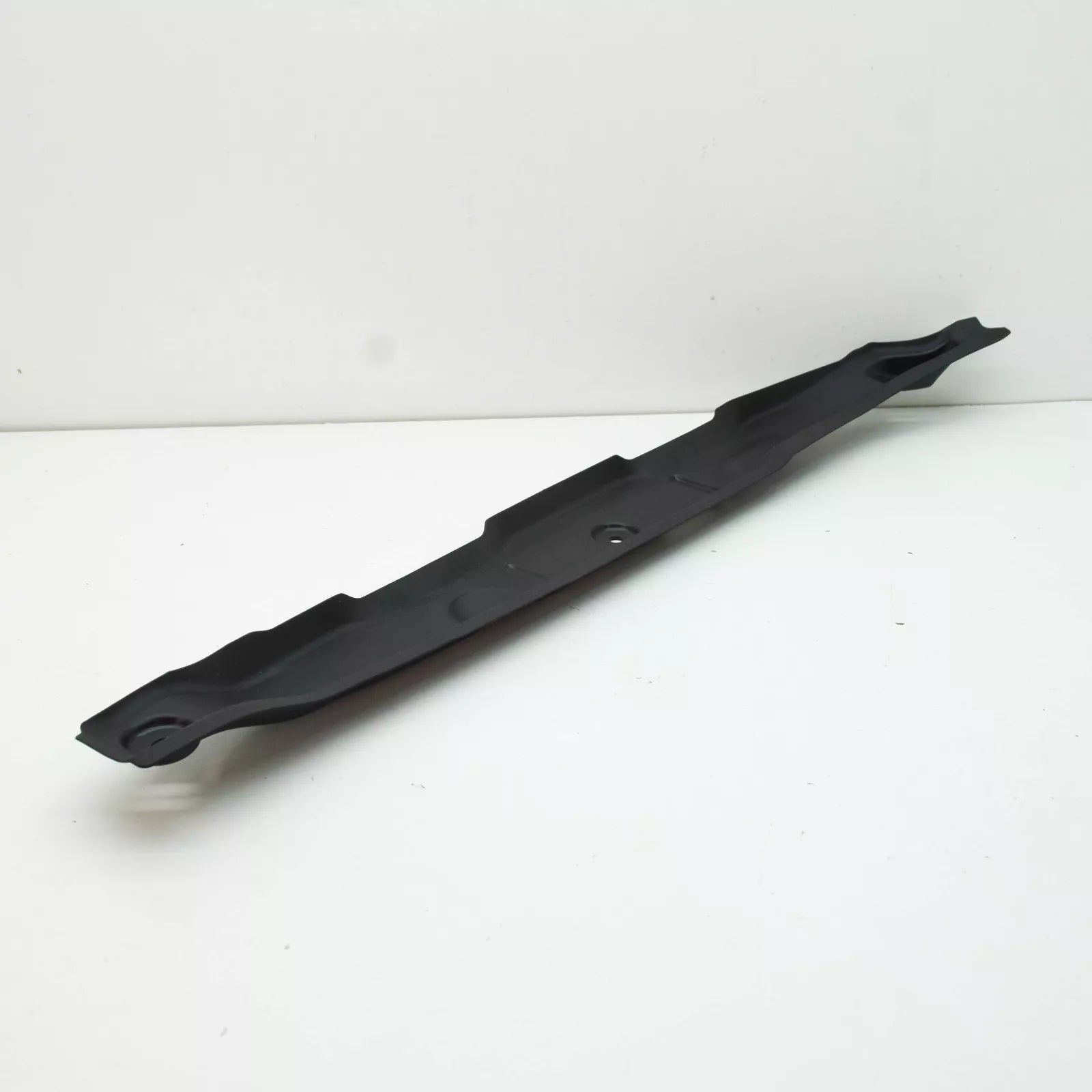 NEW AUDI A6 C8 FRONT LEFT INNER FENDER FILLER PANEL 4K0821111 ORIGINAL