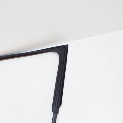 NEW VOLKSWAGEN JETTA A6 FRONT RIGHT WINDOW GUIDE 5C68374325AP ORIGINAL