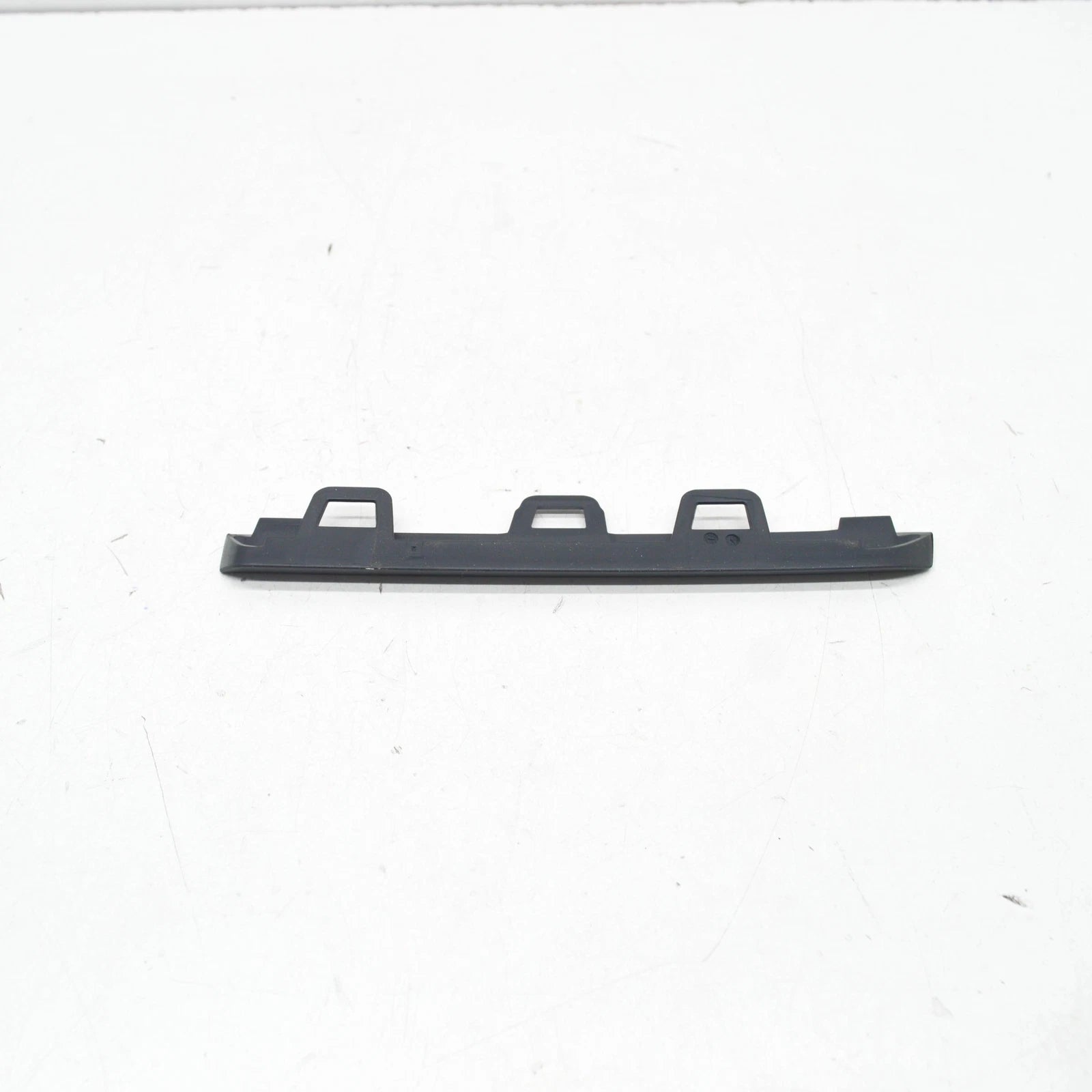 NEW AUDI RS5 8W6 FRONT BUMPER RIGHT UPPER GRILLE TRIM STRIP 8W6807802