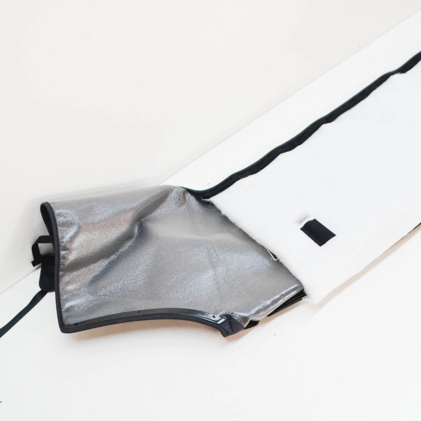 NEW BMW Z4 ROADSTER E85 FOLDING TOP HEADLINING CLOTH 54347016889 7016889