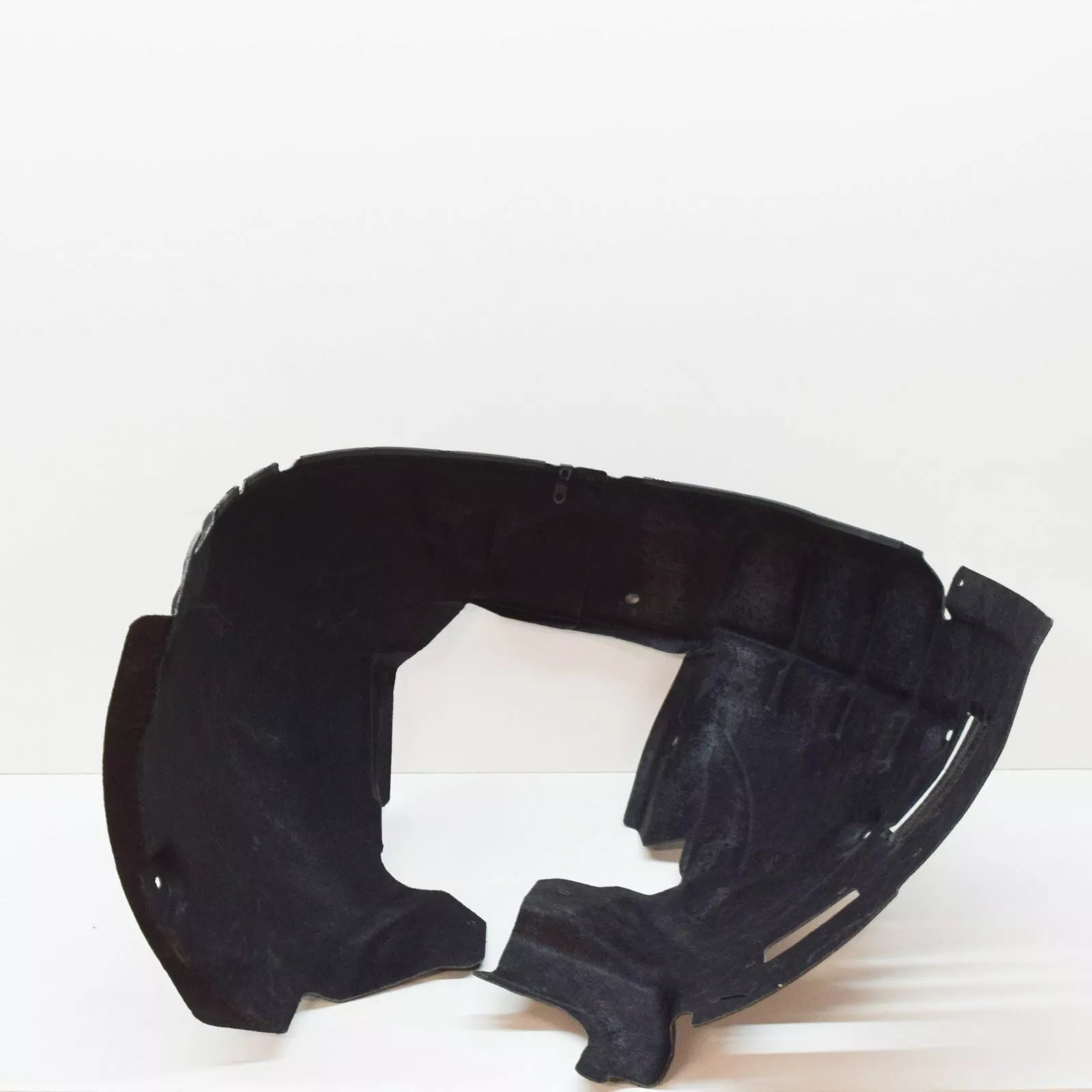 NEW AUDI RS4 QUATTRO B8 FRONT RIGHT WHEEL HOUSING LINER 8K0821172K