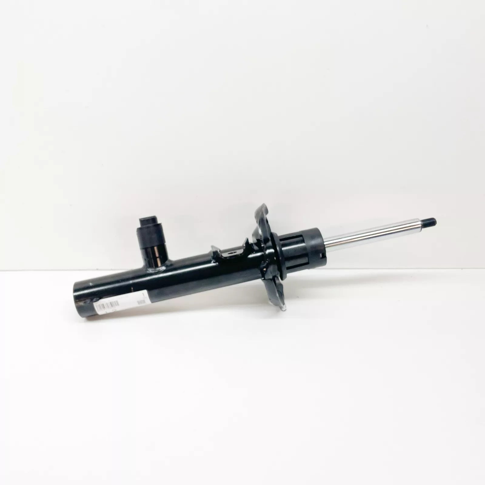 NEW VW PASSAT ALLTRACK B8 3G5 FRONT SHOCK ABSORBER 3Q0413032 ORIGINAL