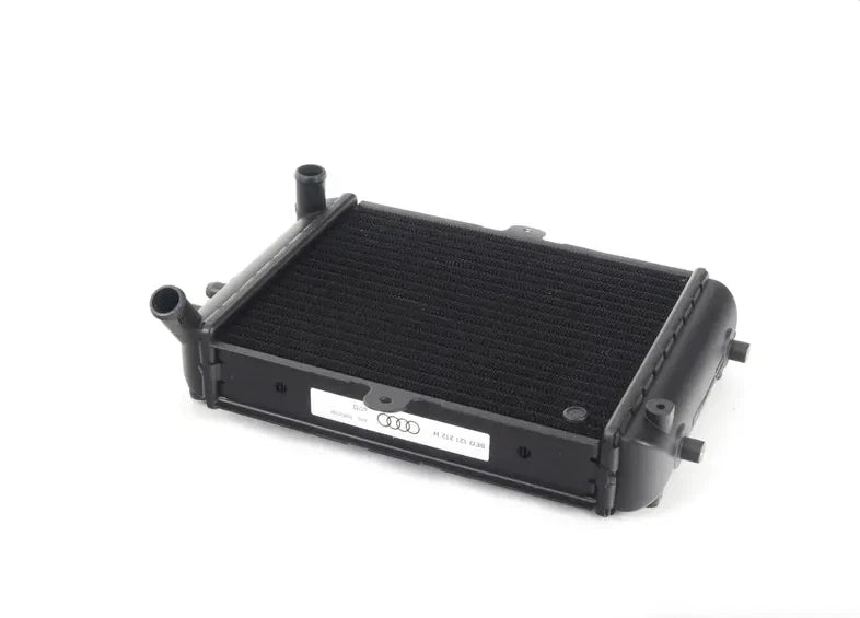 NEW AUDI A4 8E B7 RIGHT AUXILIARY RADIATOR 8E0121212H ORIGINAL