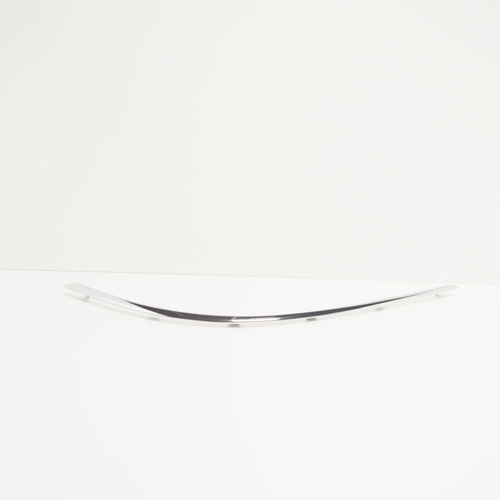 NEW MB C W204 FRONT BUMPER RIGHT CHROME MOULDING TRIM A2048853821 ORIGINAL