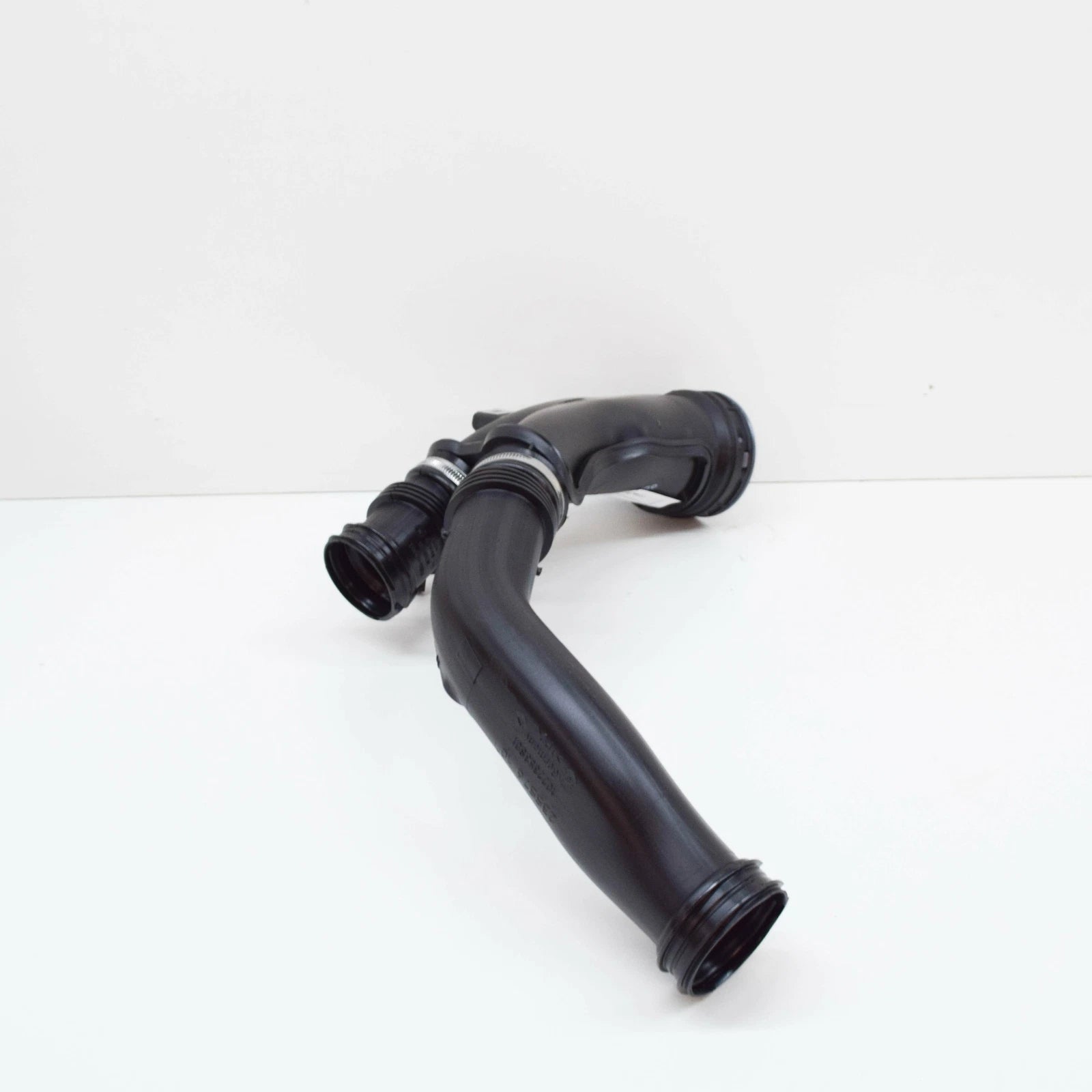 NEW BMW E71 F01 F02 SAC SEDAN AIR DUCT FILTERED PIPE 7582312 13717582312