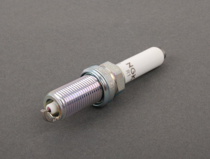 new volkswagen beetle a5 spark plug 06k905601d original