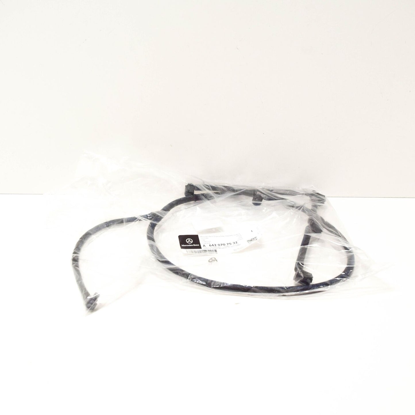 NEW MERCEDES-BENZ SPRINTER 906 FUEL INJECTOR RETURN HOSE A6420707532 ORIGINAL