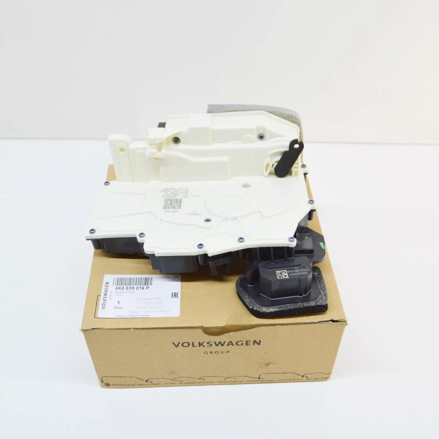 NEW AUDI Q8 4MN REAR RIGHT DOOR LOCK 4K0839016P ORIGINAL