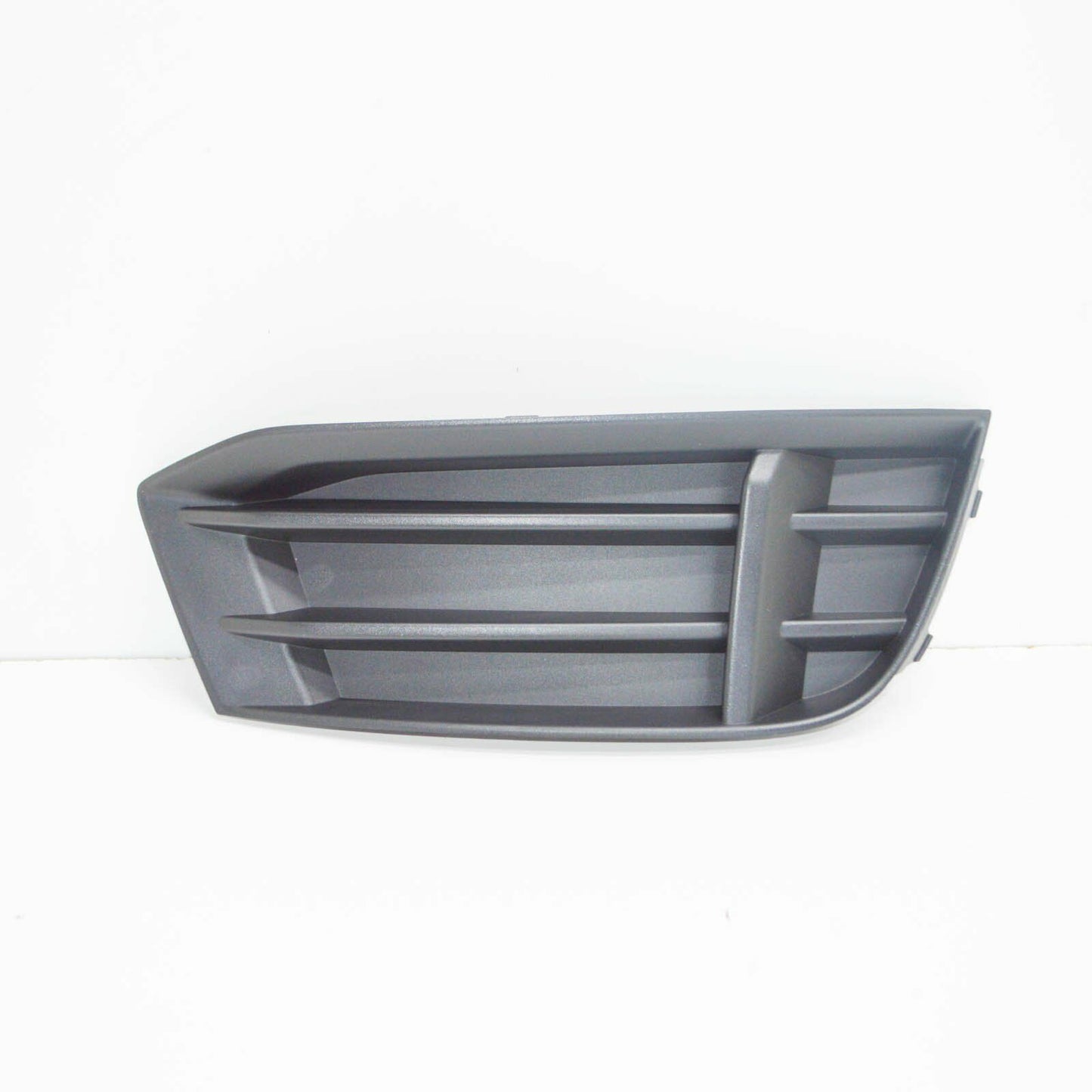 NEW AUDI A3 8V FRONT BUMPER RIGHT AIR GUIDE GRILLE 8V5807682M9B9 ORIGINAL