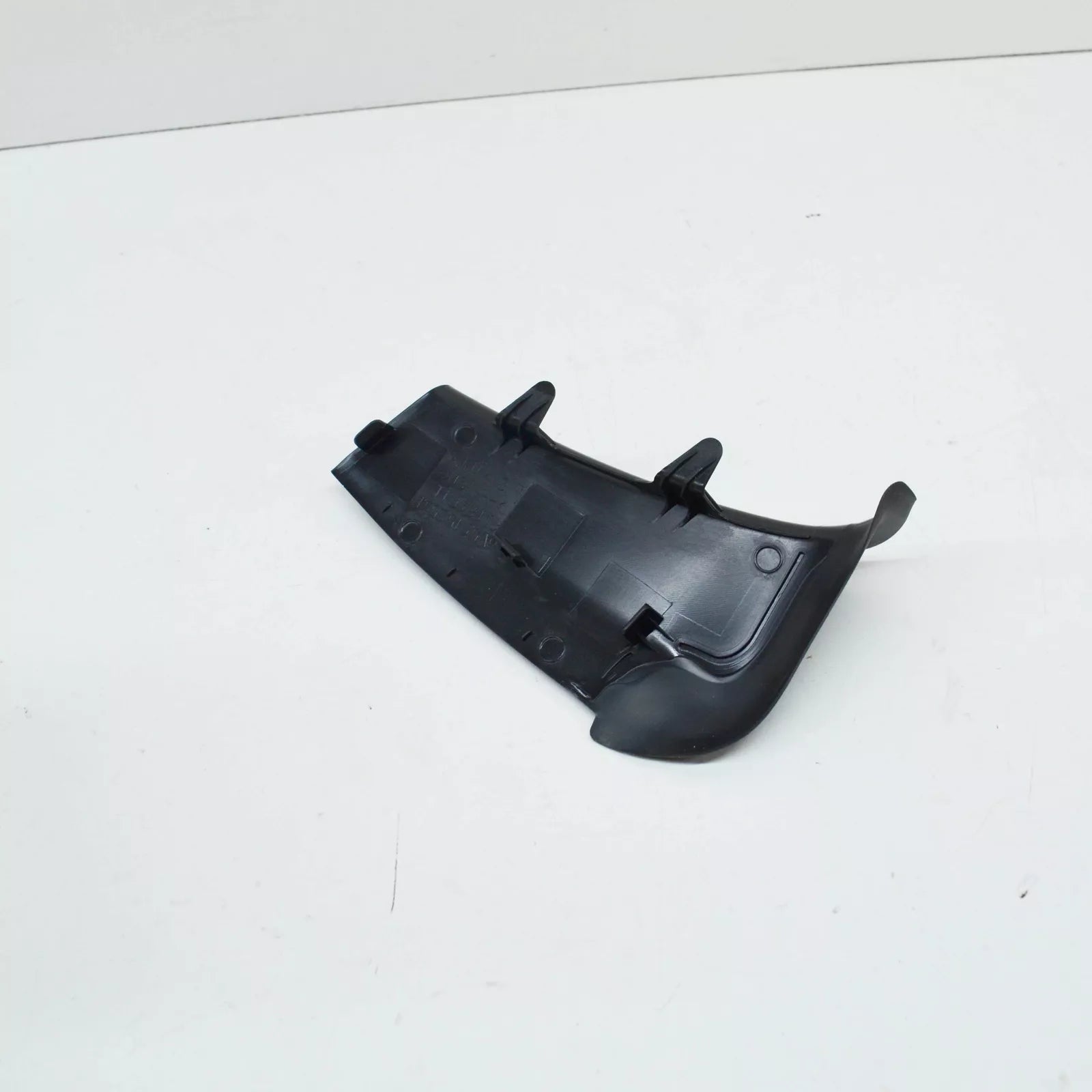 NEW AUDI A3 8V REAR LEFT OUTER TAIL LIGHT 8V5945253B ORIGINAL