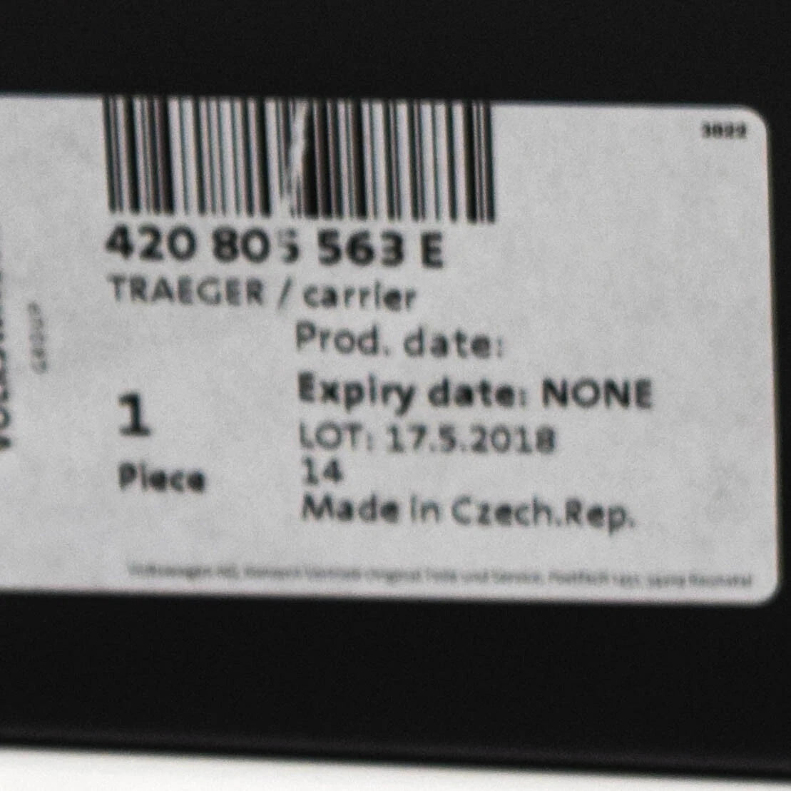 NEW AUDI R8 42 RADIATOR PANEL REINFORCEMENT UPPER SUPPORT 420805563E