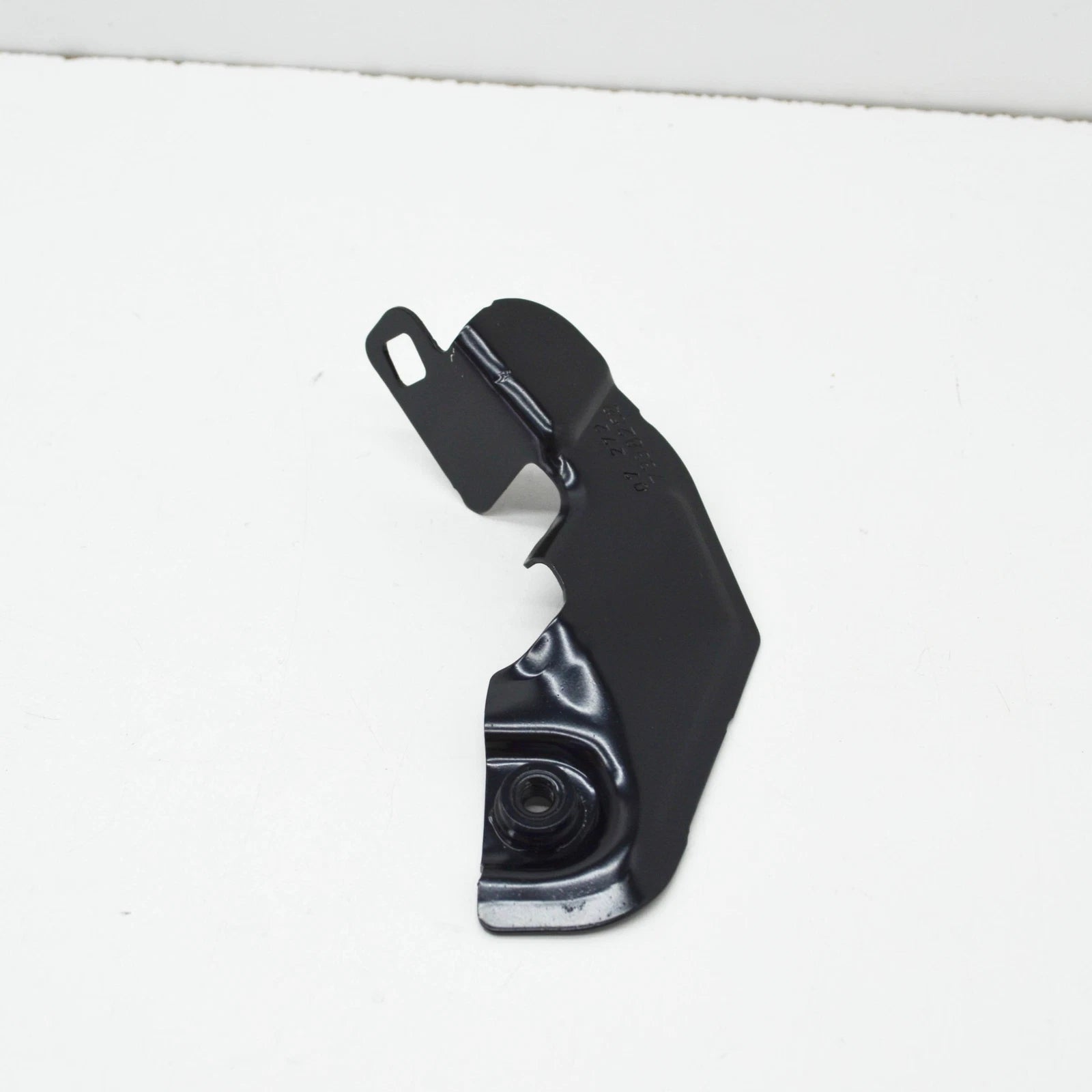 NEW BMW M4 COUPE G82 FRONT RIGHT FENDER SIDE BRACKET 41007488120 ORIGINAL