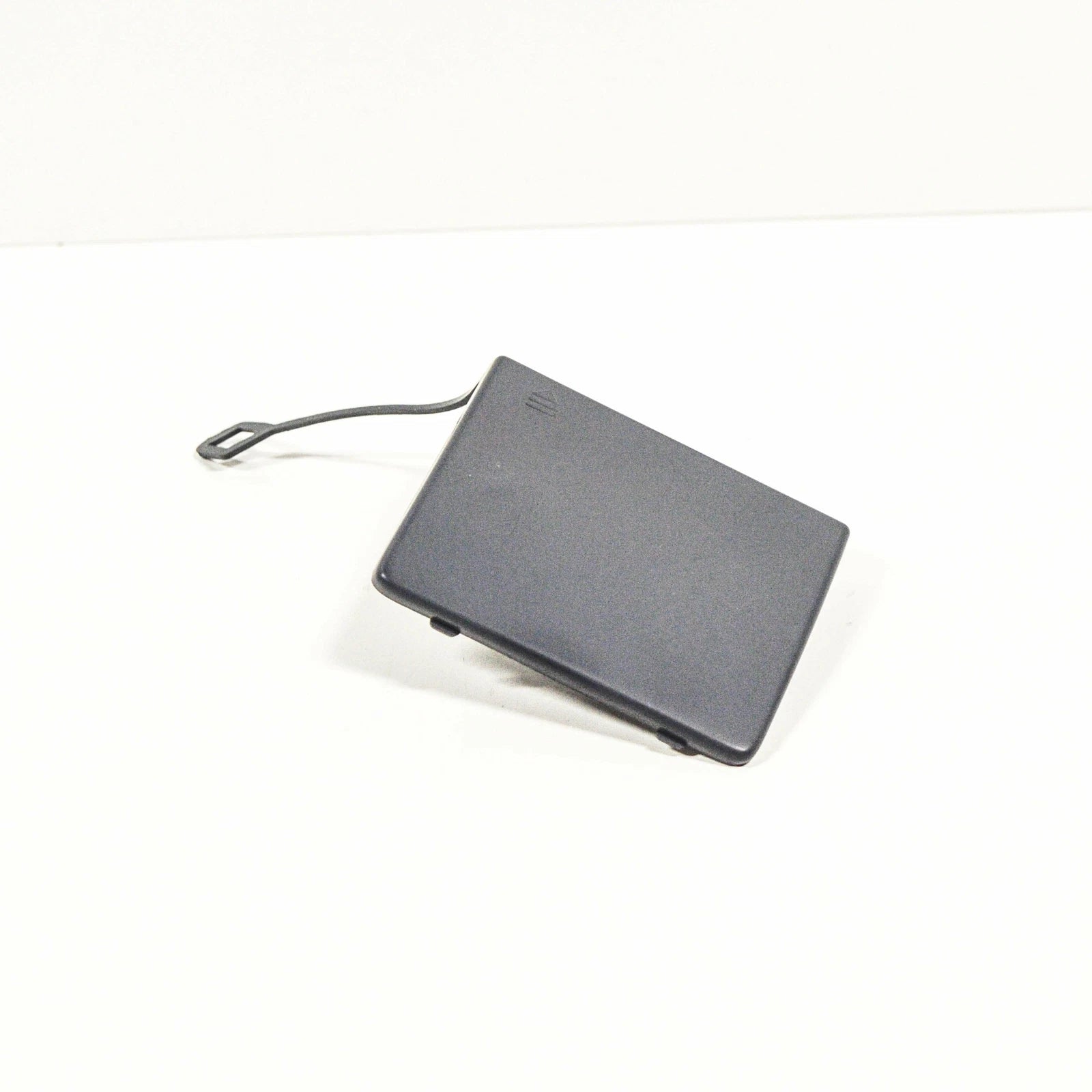 NEW MB R-CLASS W251 REAR BUMPER TOW HOOK EYE COVER A25188533239999 2010