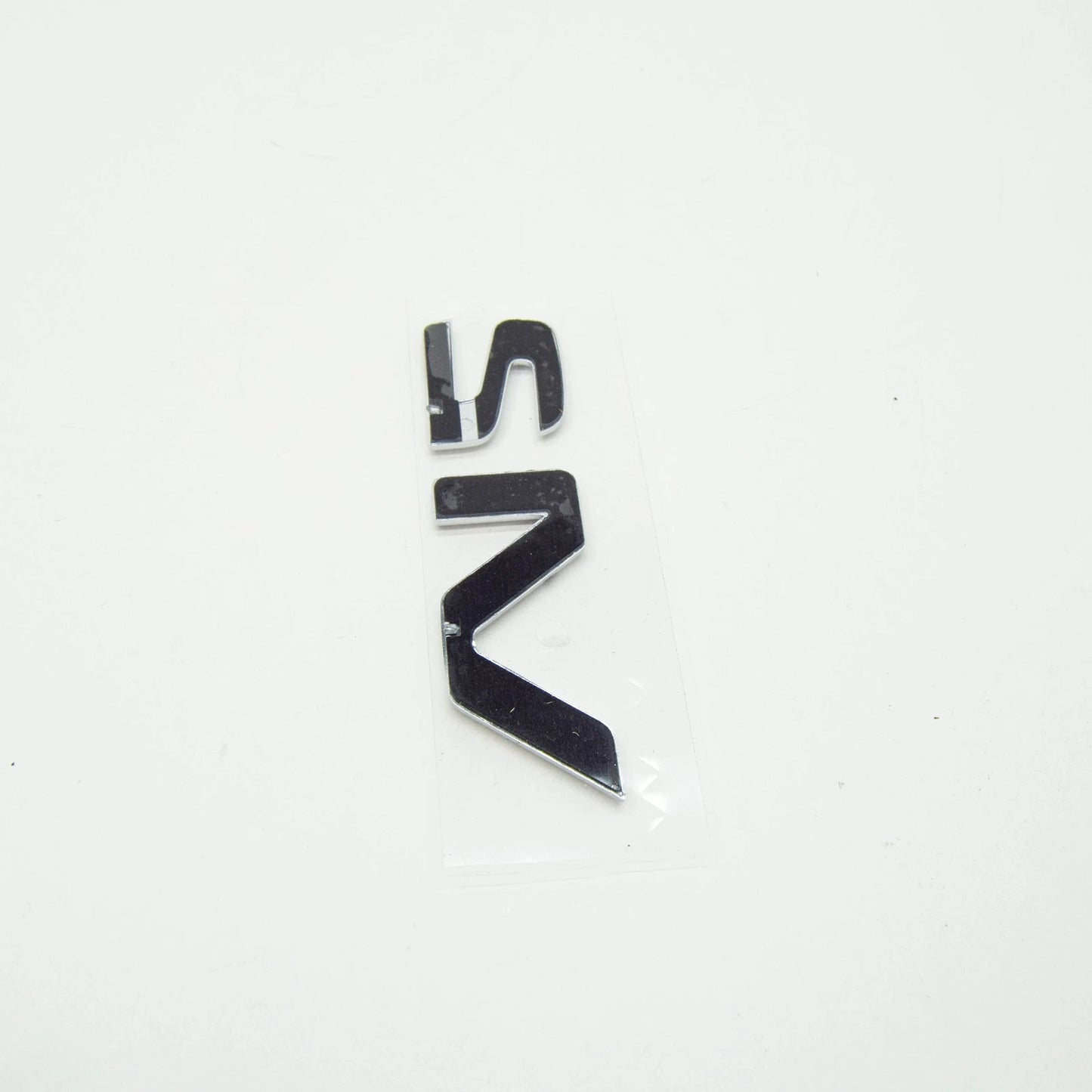 NEW MERCEDES-BENZ S W221 FRONT FENDER EMBLEM BADGE A1408173615 ORIGINAL
