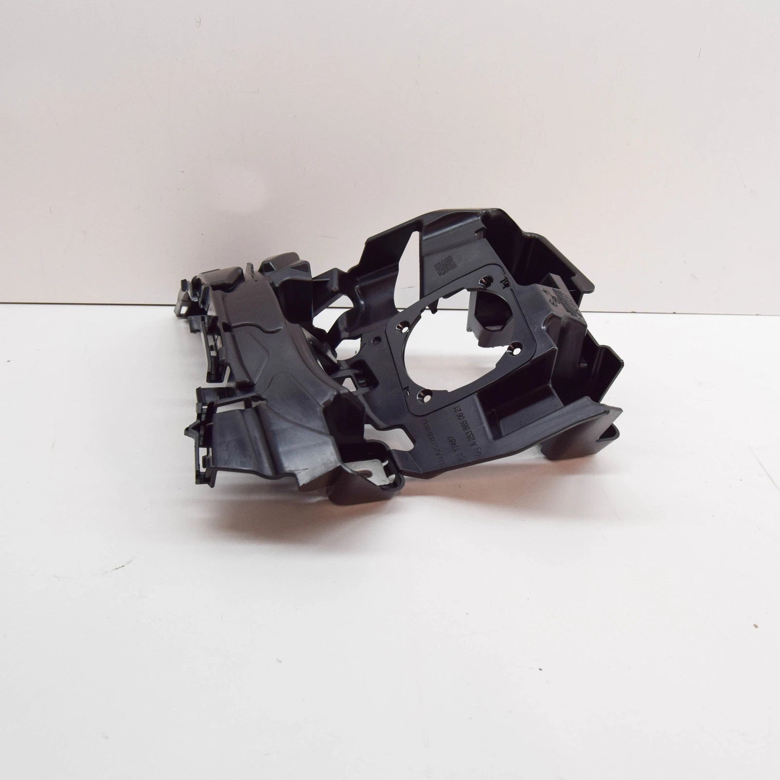 NEW MERCEDES-BENZ GLC X253 REAR RIGHT BUMPER MOUNTING RAIL A2538800812 ORIGINAL