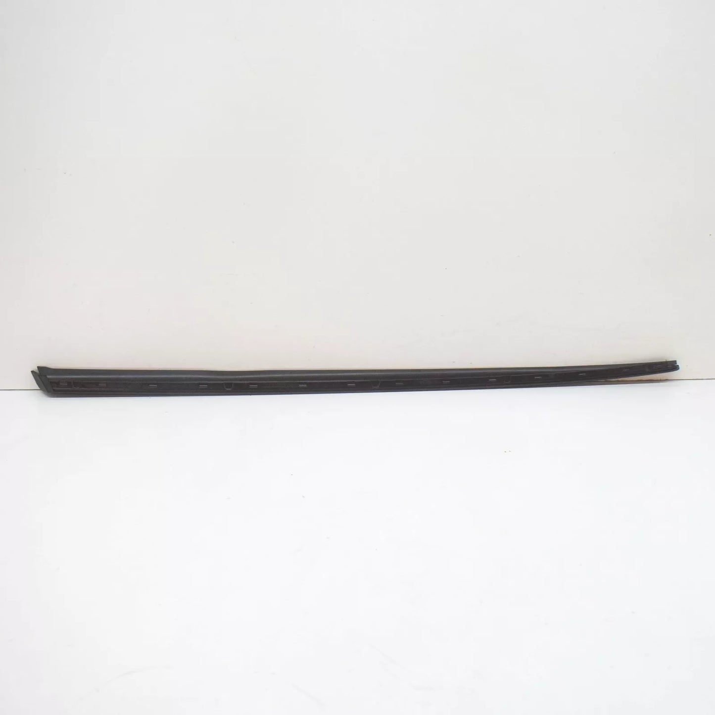 NEW AUDI A6 S6 C8 FRONT WINDSHIELD RIGHT VERTICAL TRIM 4K08543283FZ ORIGINAL