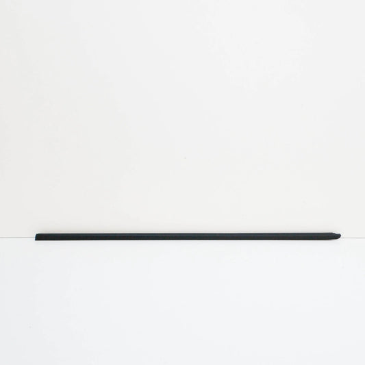 NEW VW AMAROK 2H FRONT LEFT OUTER WINDOW APERTURE SEAL 2H0837703C5AP